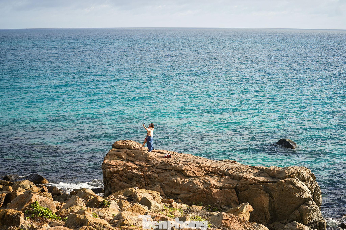 Một góc mũi Cá Mập lãng mạn trong ánh nắng chiều. Một góc mũi Cá Mập lãng mạn trong ánh nắng chiều.