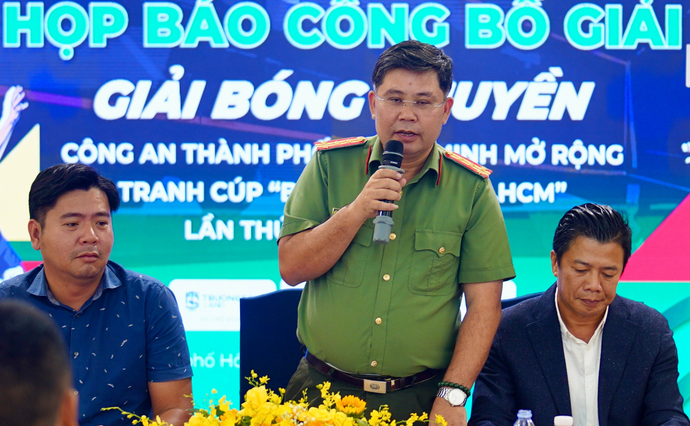 Đại tá Bùi Ngọc Giáp, Trưởng BTC giải phát biểu tại buổi họp báo. Đại tá Bùi Ngọc Giáp, Trưởng BTC giải phát biểu tại buổi họp báo.