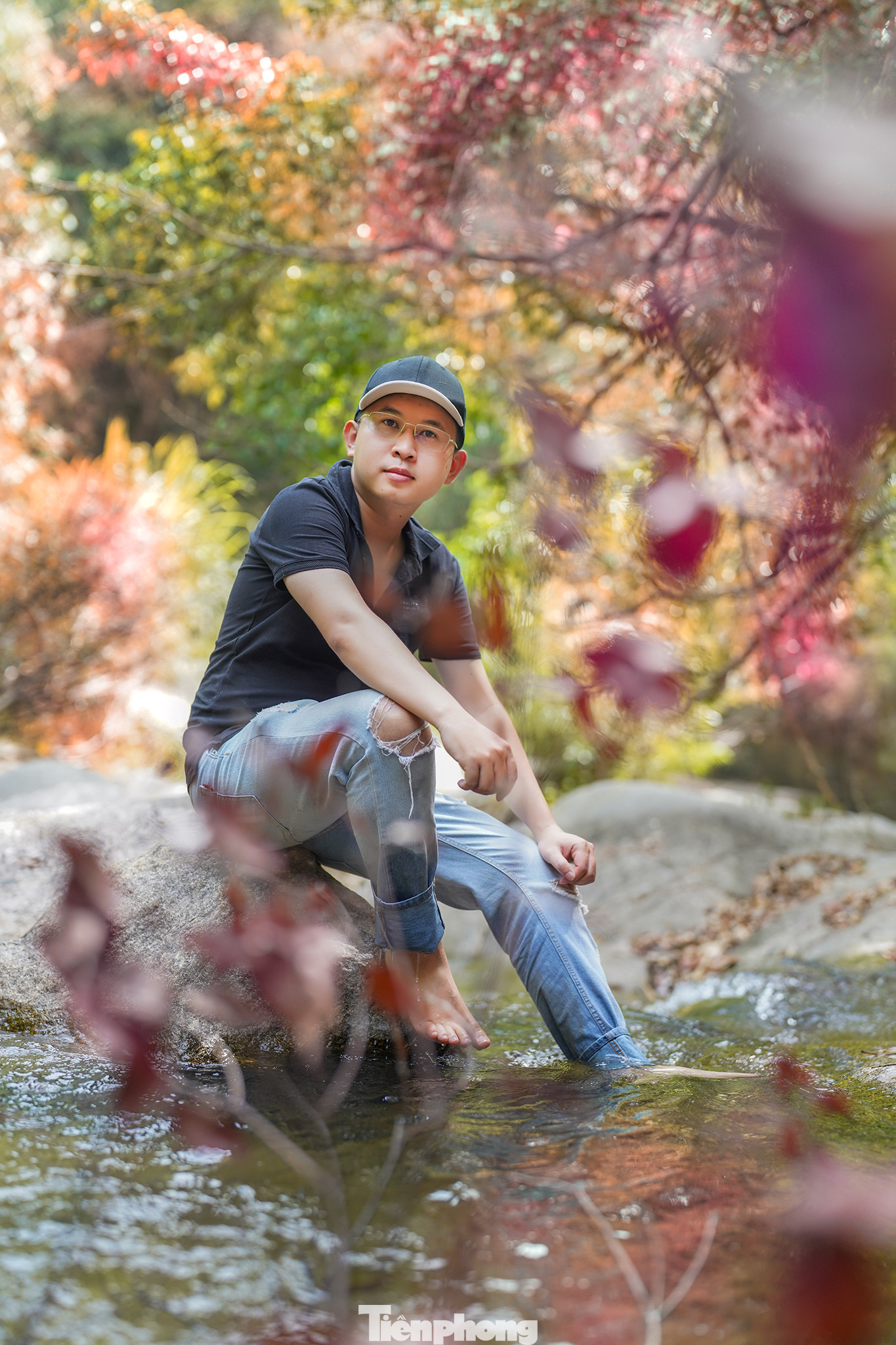 Những góc ảnh cực chill trên suối Đá Bàn. Những góc ảnh cực chill trên suối Đá Bàn.