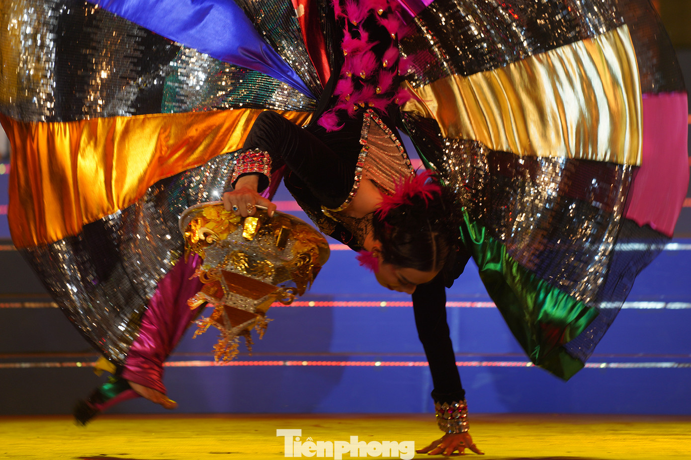 Tiết mục múa mâm thu hút khán giả và nhận nhiều tràng pháo tay nhất. Lễ hội nghinh Ông Cần Giờ được bắt đầu từ năm Quý Sửu 1913 cho đến nay đã 111 năm. Năm nay, kỷ niệm 11 năm ngày Lễ hội Nghinh Ông Cần Giờ được công nhận Di sản văn hóa phi vật thể quốc gia, lễ hội vẫn giữ nguyên vẹn những giá trị và ngày càng được nhân dân hưởng ứng.