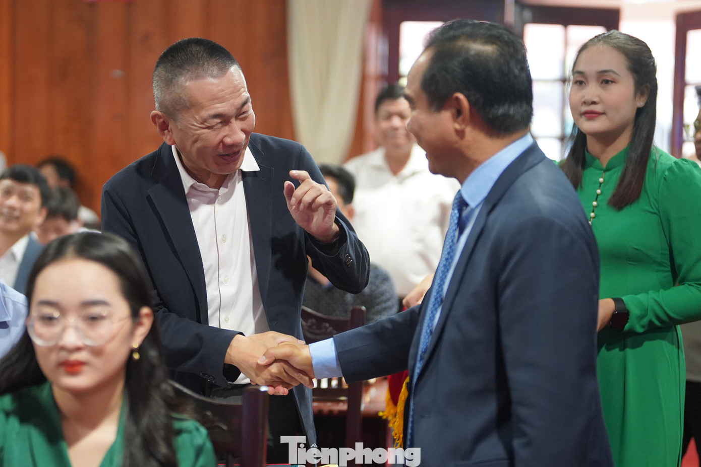 Đại diện doanh nghiệp trao gửi những kỳ vọng đến lãnh đạo tỉnh Long An.