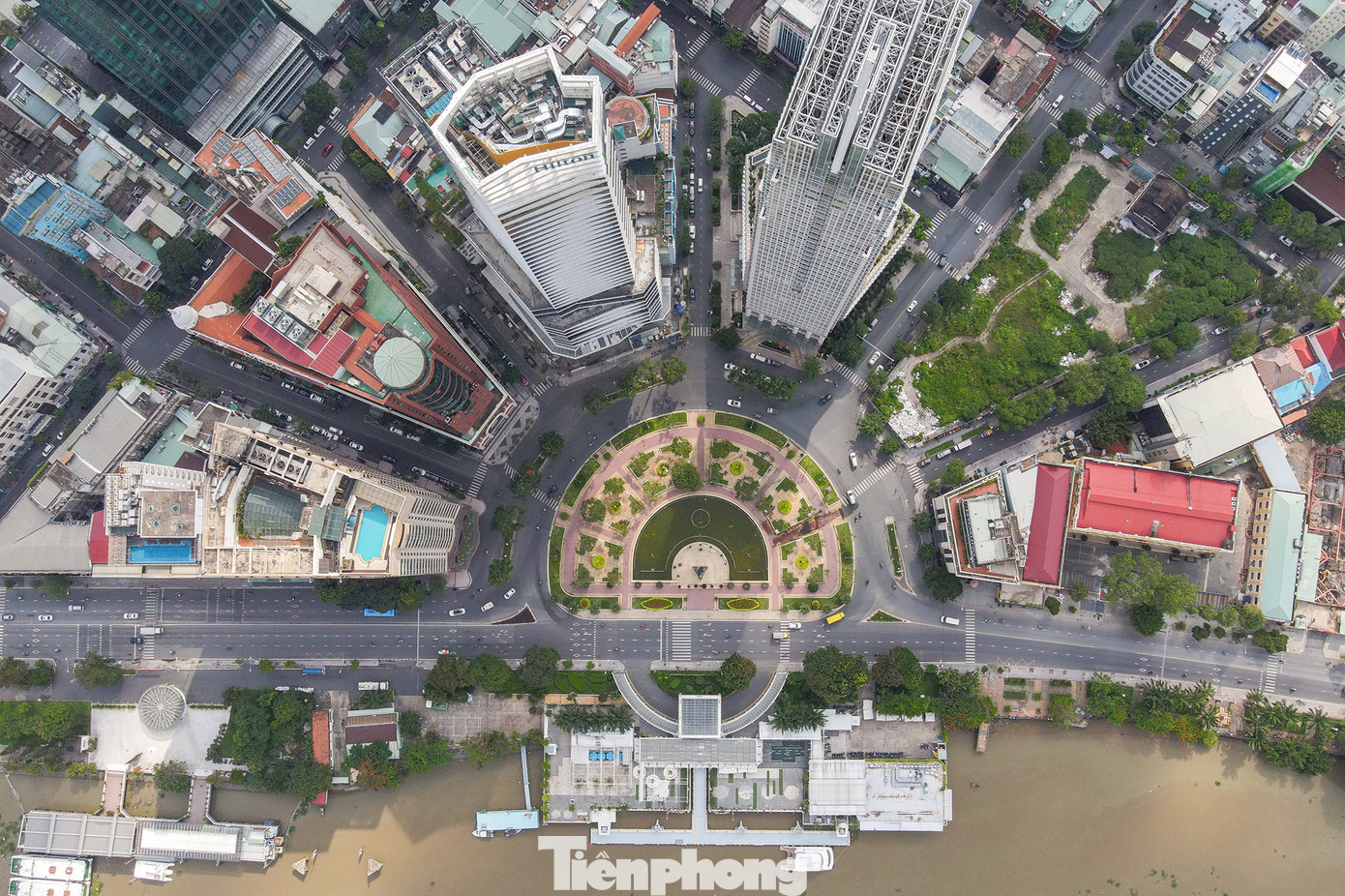 Thi hành bản án trên, Cục Thi hành án dân sự TPHCM cùng Viện KSND TPHCM bàn giao khu đất rộng 6.080m2 này cho UBND TPHCM. Sở Tài nguyên và Môi trường, đại diện UBND TPHCM tiếp nhận và giao Trung tâm phát triển quỹ đất quản lý.