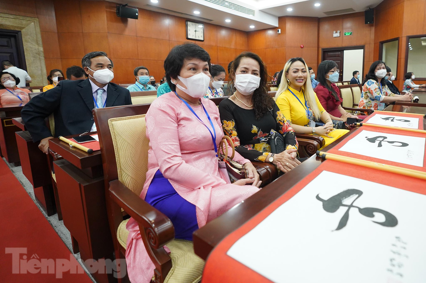 &quot;Với chúng tôi, quan trọng nhất bây giờ chính là bình an&quot;, một kiều bào chia sẻ.