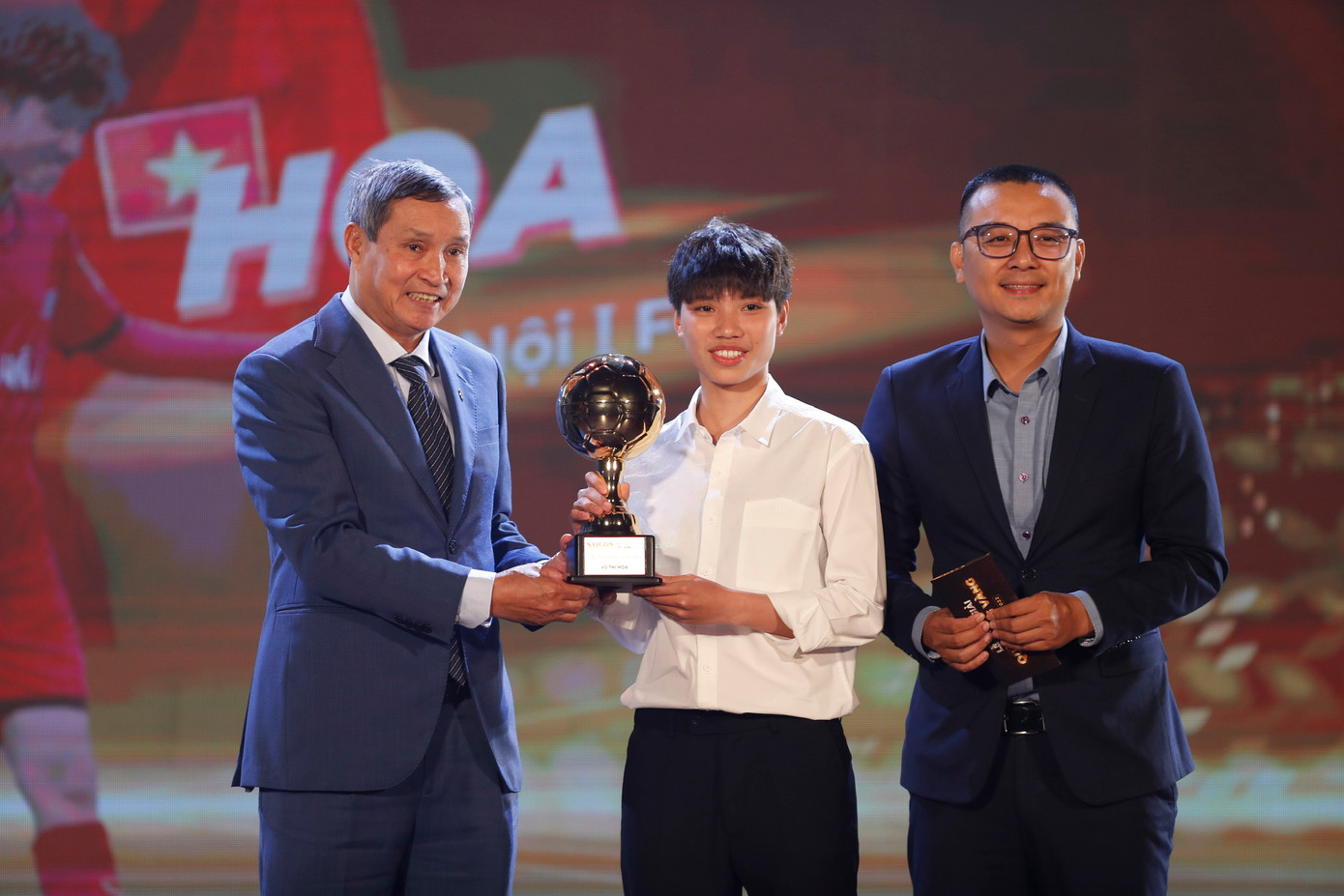 Danh hiệu Cầu thủ trẻ nữ xuất sắc nhất năm 2022 đã thuộc về cầu thủ Vũ Thị Hoa (CLB Hà Nội). Danh hiệu Cầu thủ trẻ nữ xuất sắc nhất năm 2022 đã thuộc về cầu thủ Vũ Thị Hoa (CLB Hà Nội).