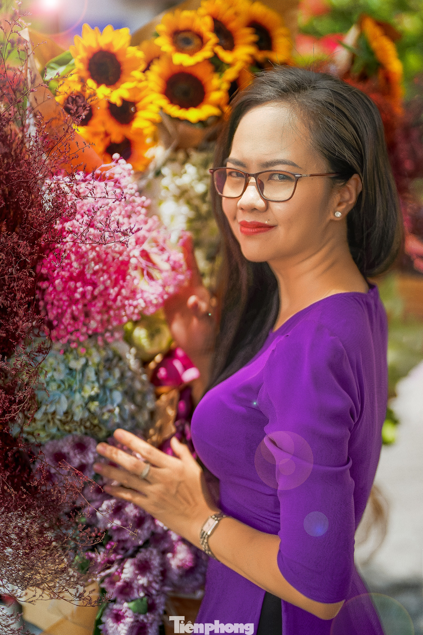 Chị Hồng Nhung (quê huyện Châu Thành) là một công chức làm việc giờ hành chính nên chỉ có thể tranh thủ khoảng thời gian cuối tuần đi chụp ảnh.