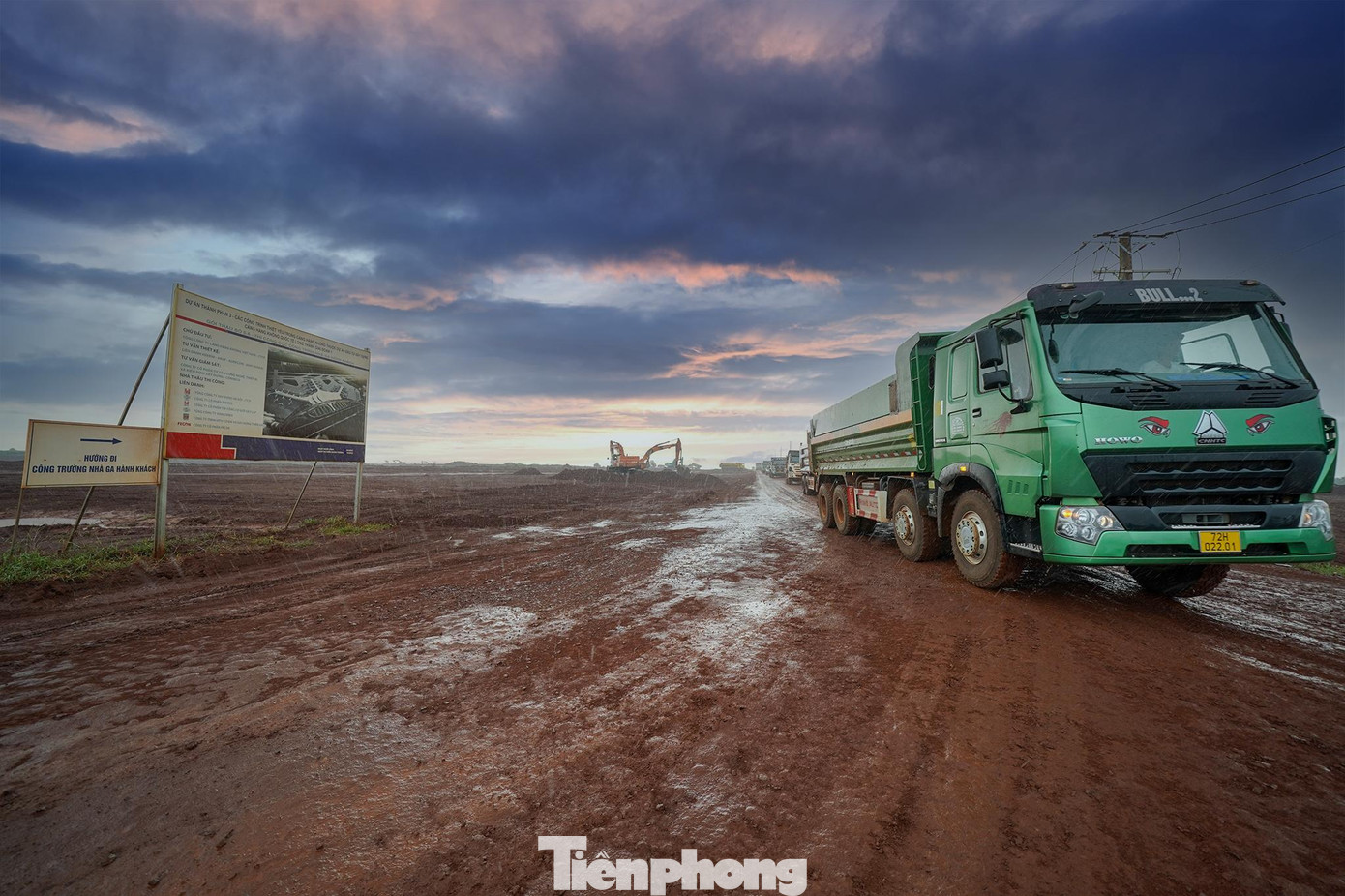 Theo ông Lại Xuân Thanh, Chủ tịch Hội đồng quản trị Tổng công ty Cảng hàng không Việt Nam (ACV), thành phố sân bay là mô hình đô thị đặc biệt lấy dịch vụ vận chuyển hàng không làm trung tâm để hình thành và phát triển các trung tâm công nghiệp, dịch vụ thương mại, logistics, hội nghị, văn phòng, cơ sở y tế, nhà hàng, khách sạn, vui chơi giải trí, hệ thống giao thông… Theo ông Lại Xuân Thanh, Chủ tịch Hội đồng quản trị Tổng công ty Cảng hàng không Việt Nam (ACV), thành phố sân bay là mô hình đô thị đặc biệt lấy dịch vụ vận chuyển hàng không làm trung tâm để hình thành và phát triển các trung tâm công nghiệp, dịch vụ thương mại, logistics, hội nghị, văn phòng, cơ sở y tế, nhà hàng, khách sạn, vui chơi giải trí, hệ thống giao thông…