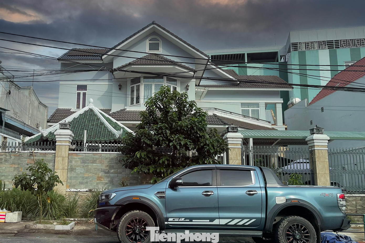 Một ngôi biệt thự khác của ông Thành nằm ở trung tâm TP. Biên Hòa, cạnh đường Đồng Khởi, trục đường trung tâm.