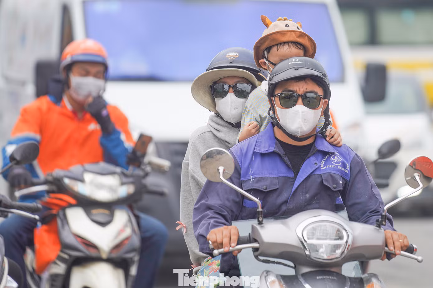 Một đoạn đường gây nhiều ám ảnh cho những ai đi qua. Một đoạn đường gây nhiều ám ảnh cho những ai đi qua.