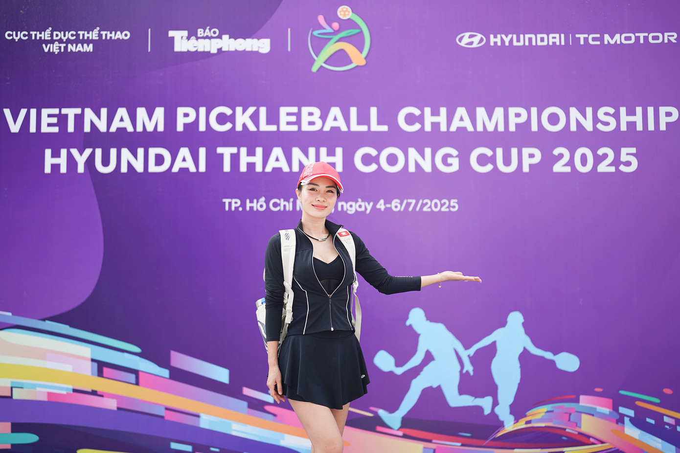 Lê Nhàn có mặt tại cụm sân Pickleball D-JOY (TPHCM) từ khá sớm. Đây là một trong những địa điểm đạt chuẩn thi đấu cao cấp hàng đầu tại khu vực phía Nam, giải Vô địch Pickleball Việt Nam - Cúp Hyundai Thành Công 2025 Lê Nhàn có mặt tại cụm sân Pickleball D-JOY (TPHCM) từ khá sớm. Đây là một trong những địa điểm đạt chuẩn thi đấu cao cấp hàng đầu tại khu vực phía Nam, giải Vô địch Pickleball Việt Nam - Cúp Hyundai Thành Công 2025