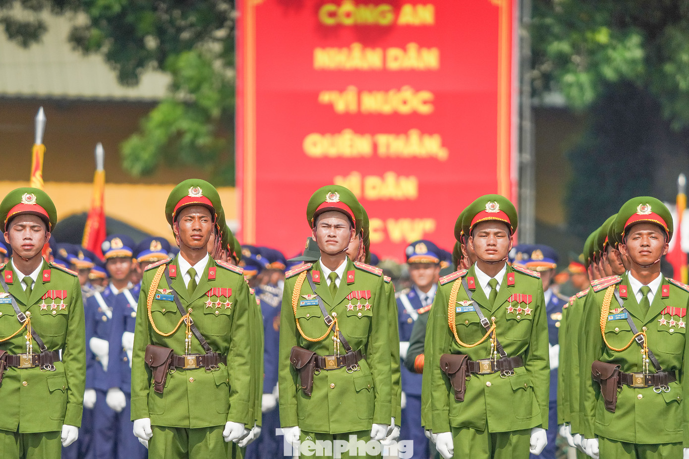 Chương trình diễu binh, diễu hành do Bộ Quốc phòng chủ trì bao gồm 4 khối diễu hành của khối Nghi trượng, 36 khối diễu binh,12 khối diễu hành.