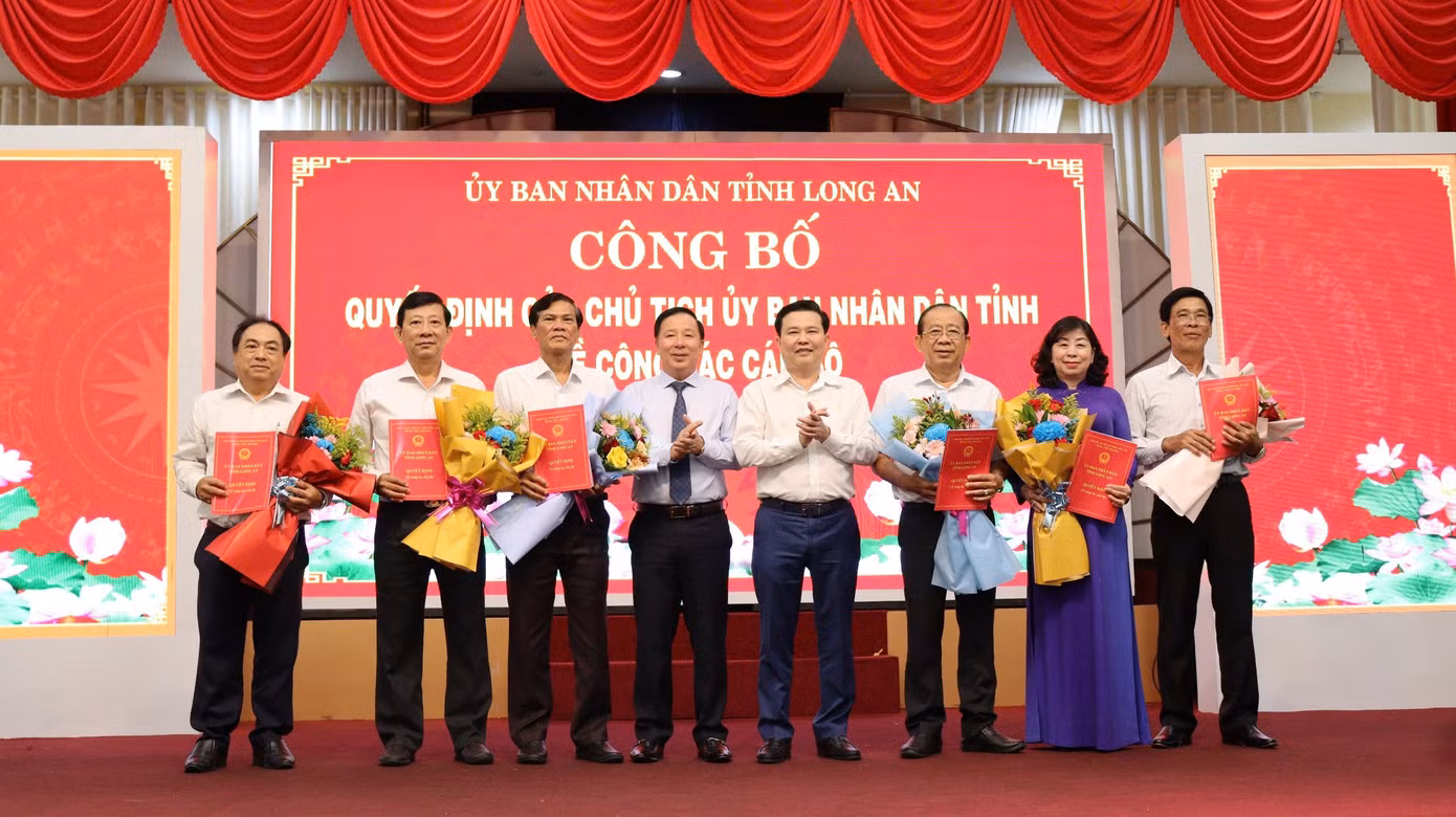 Long An bố trí lại nhiều vị trí lãnh đạo các Sở.