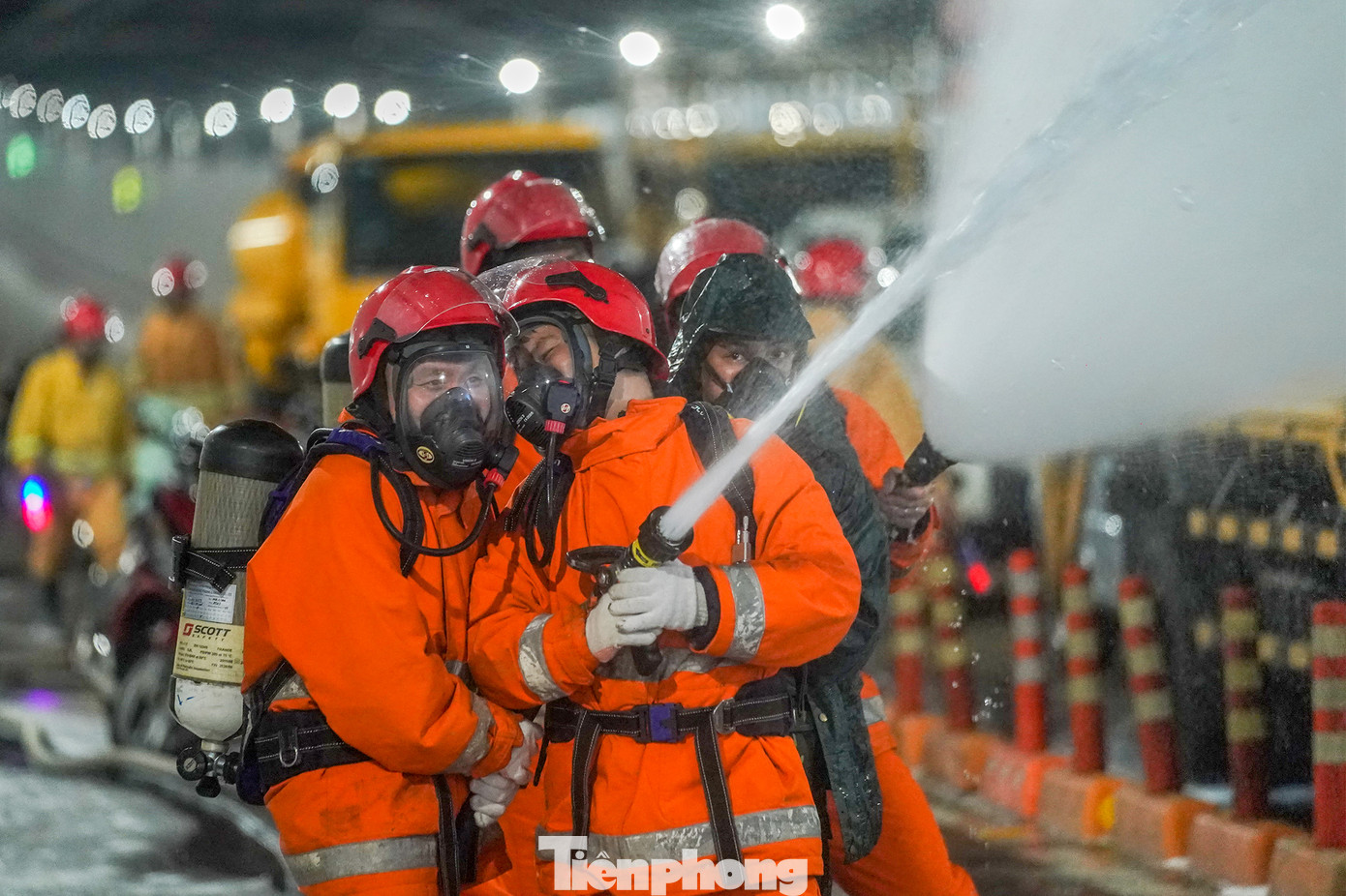 Tuy chỉ là diễn tập nhưng sự tập trung của các chiến sĩ luôn cao độ, cố gắng hoàn thành các nhiệm vụ được giao.