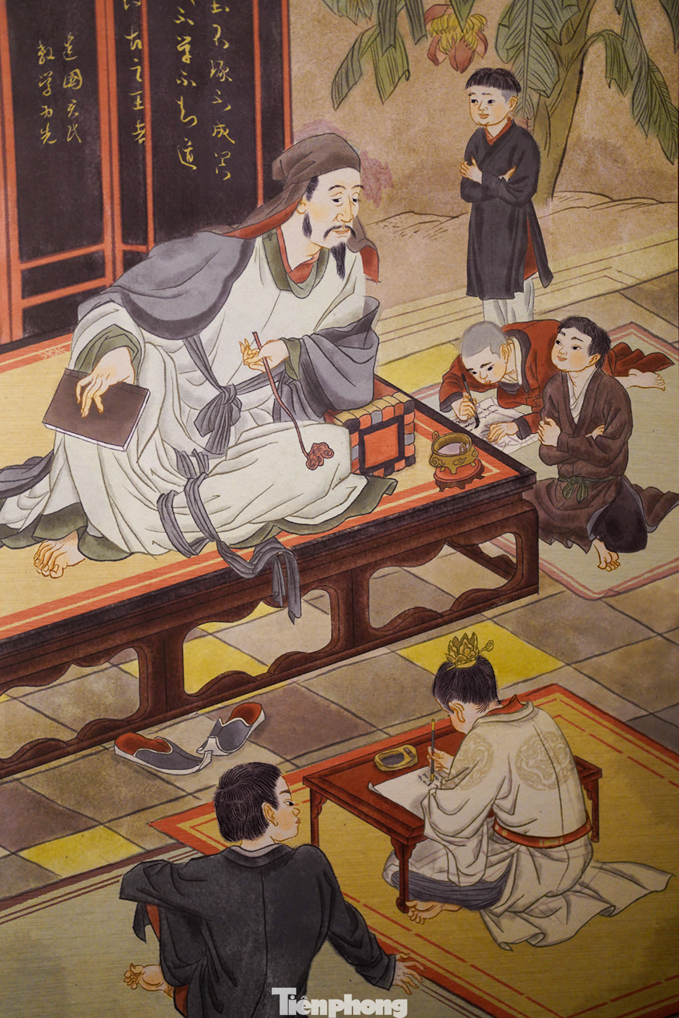 Danh sư Chu Văn An sinh năm 1292, mất năm 1370, quê ở huyện Thanh Trì, ngoại thành Hà Nội. Với công lao đóng góp trong sự nghiệp giáo dục nước nhà, Chu Văn An được coi là Ông Tổ của nền nho học Việt Nam.