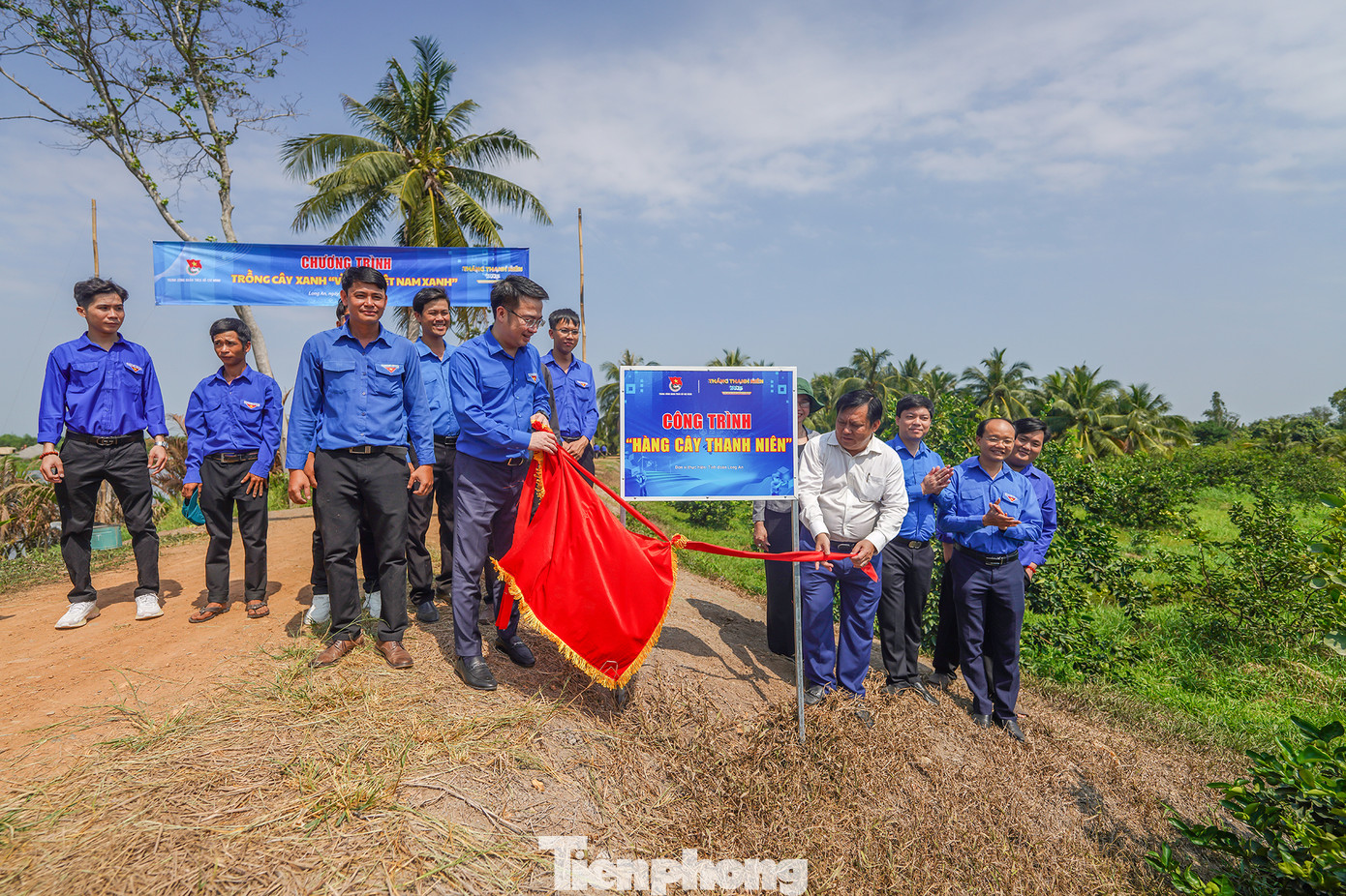 Công trình thể hiện tinh thần xung kích của sức trẻ Long An dưới sự quan tâm, định hướng của các cấp lãnh đạo.