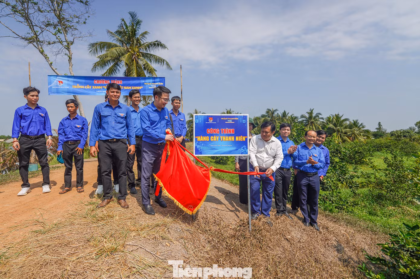 Công trình thể hiện tinh thần xung kích của sức trẻ Long An dưới sự quan tâm, định hướng của các cấp lãnh đạo.