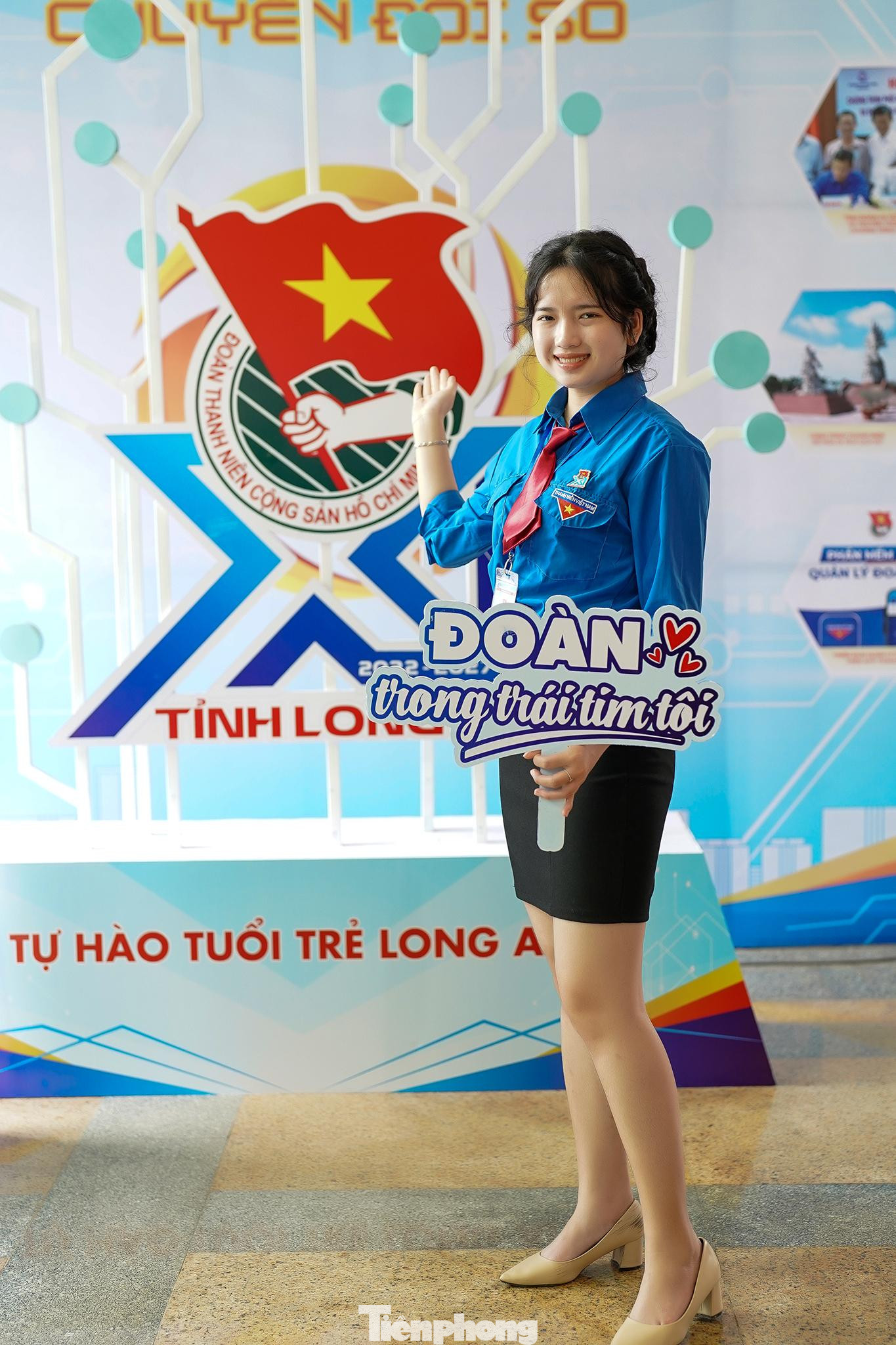 Tham gia Đại hội, Kim Ngọc mong muốn được giao lưu, học hỏi từ các anh chị đi trước tinh thần xung kích của thanh niên, phấn đấu đứng vào hàng ngũ Đoàn viên- Thanh niên Long An vừa hồng, vừa chuyên. Tham gia Đại hội, Kim Ngọc mong muốn được giao lưu, học hỏi từ các anh chị đi trước tinh thần xung kích của thanh niên, phấn đấu đứng vào hàng ngũ Đoàn viên- Thanh niên Long An vừa hồng, vừa chuyên.