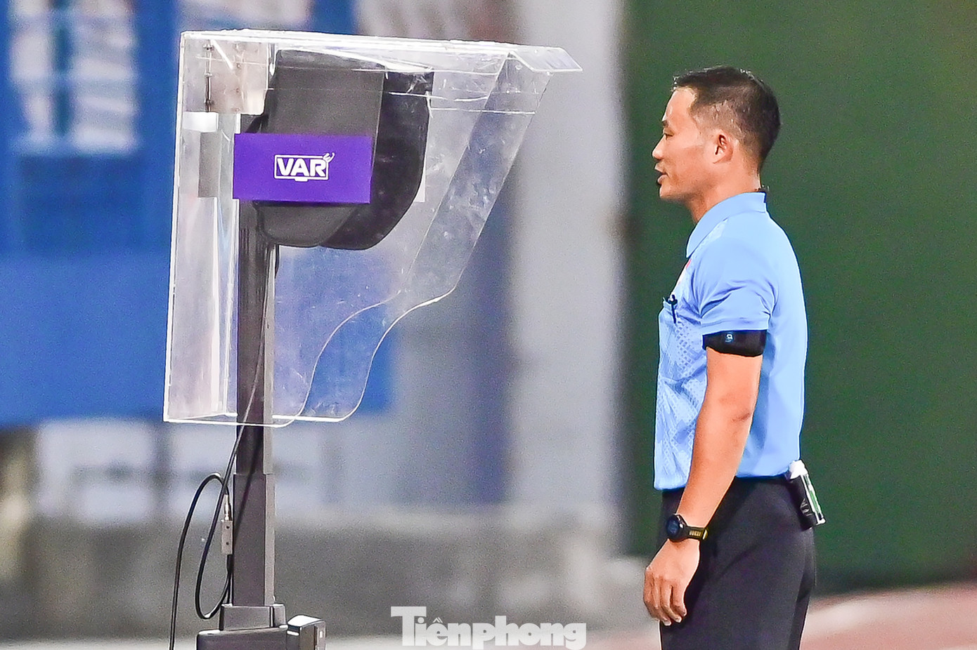 Phút thứ 2, từ đường chuyền bên cánh phải, Bùi Vĩ Hào bay người đánh đầu, Văn Phong cứu thua bằng chân nhưng số 11 của Bình Dương kịp đá bồi. Sau khi kiểm tra tính hợp lệ của bàn thắng qua công nghệ VAR, trọng tài công nhận bàn thắng, 1-0 cho Bình Dương.