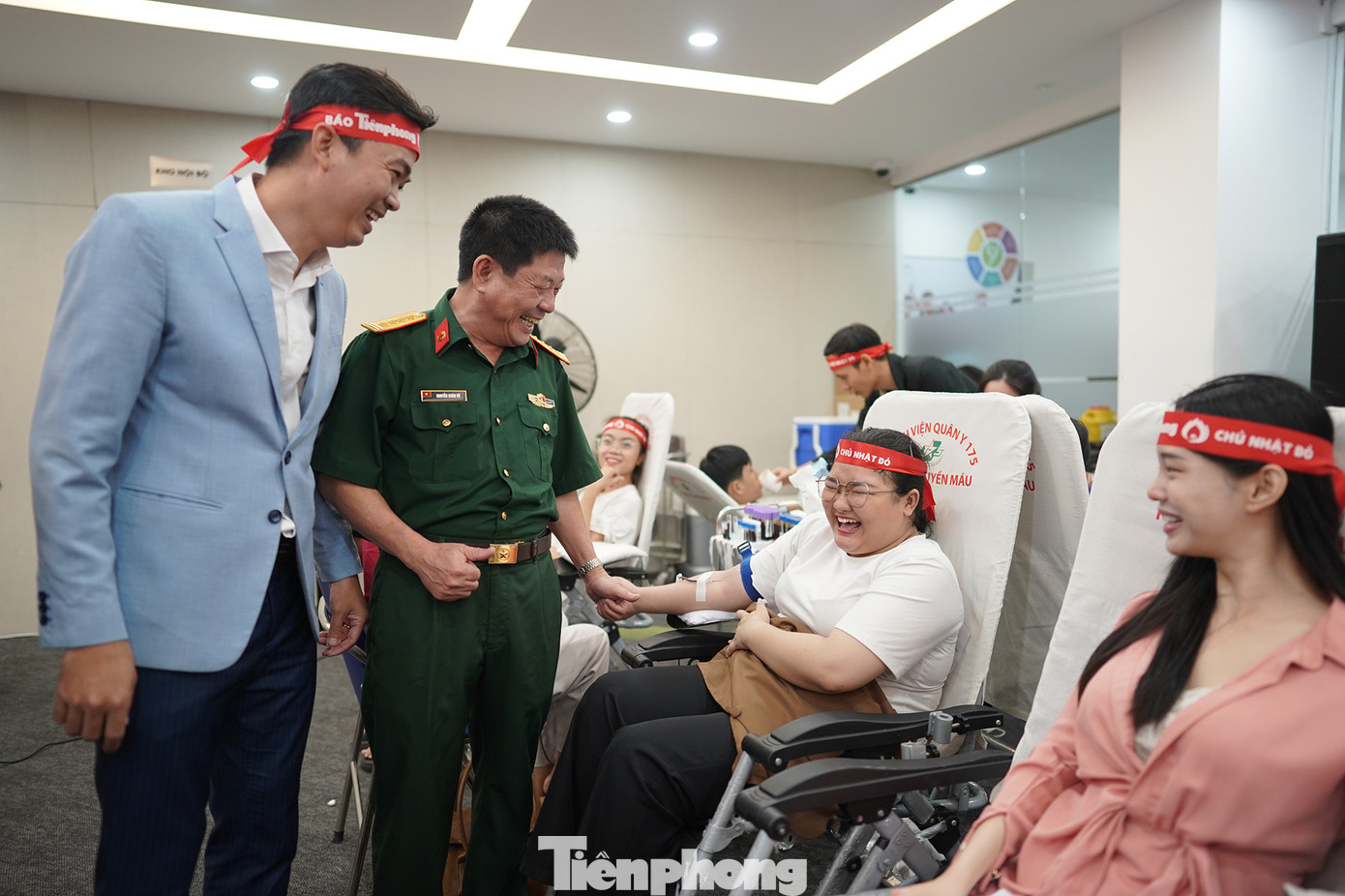 Sức trẻ của Amway Việt Nam lan tỏa năng lượng tích cực trong suốt sự kiện sáng 18/4.