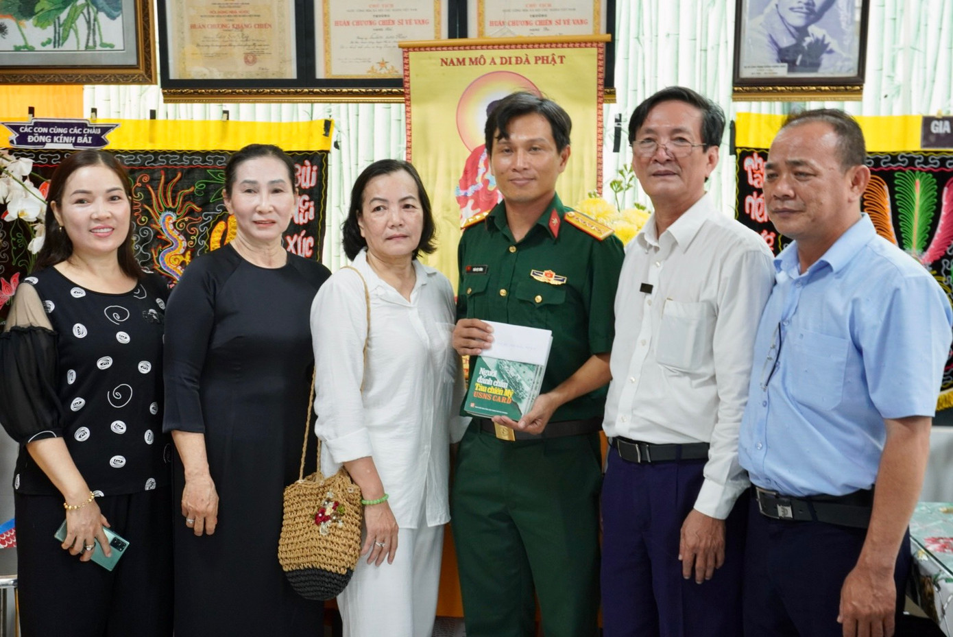 Sau khi bàn bạc và thống nhất giữa các thành viên trong gia đình, gia đình ông Lâm Sơn Náo quyết định trao tặng khẩu súng K59 cho Bảo tàng Biệt động Sài Gòn - Gia Định để nhiều thế hệ người Việt Nam, đặc biệt là thế hệ trẻ, hiểu rõ hơn về những hy sinh, cống hiến của các chiến sĩ Biệt động Sài Gòn trong cuộc kháng chiến chống Mỹ cứu nước. Sau khi bàn bạc và thống nhất giữa các thành viên trong gia đình, gia đình ông Lâm Sơn Náo quyết định trao tặng khẩu súng K59 cho Bảo tàng Biệt động Sài Gòn - Gia Định để nhiều thế hệ người Việt Nam, đặc biệt là thế hệ trẻ, hiểu rõ hơn về những hy sinh, cống hiến của các chiến sĩ Biệt động Sài Gòn trong cuộc kháng chiến chống Mỹ cứu nước.