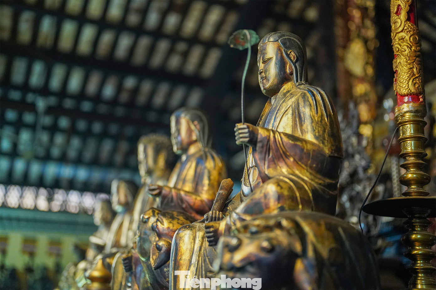 Theo những người hộ tự, các tượng này đều được thếp vàng thật. Chính vì thế, các sư thầy chùa Giác Lâm giữ nguyên hiện trạng, không tác động đến cấu trúc tượng mặc dù theo thời gian, lớp thếp vàng bên ngoài đã dần phai mờ.