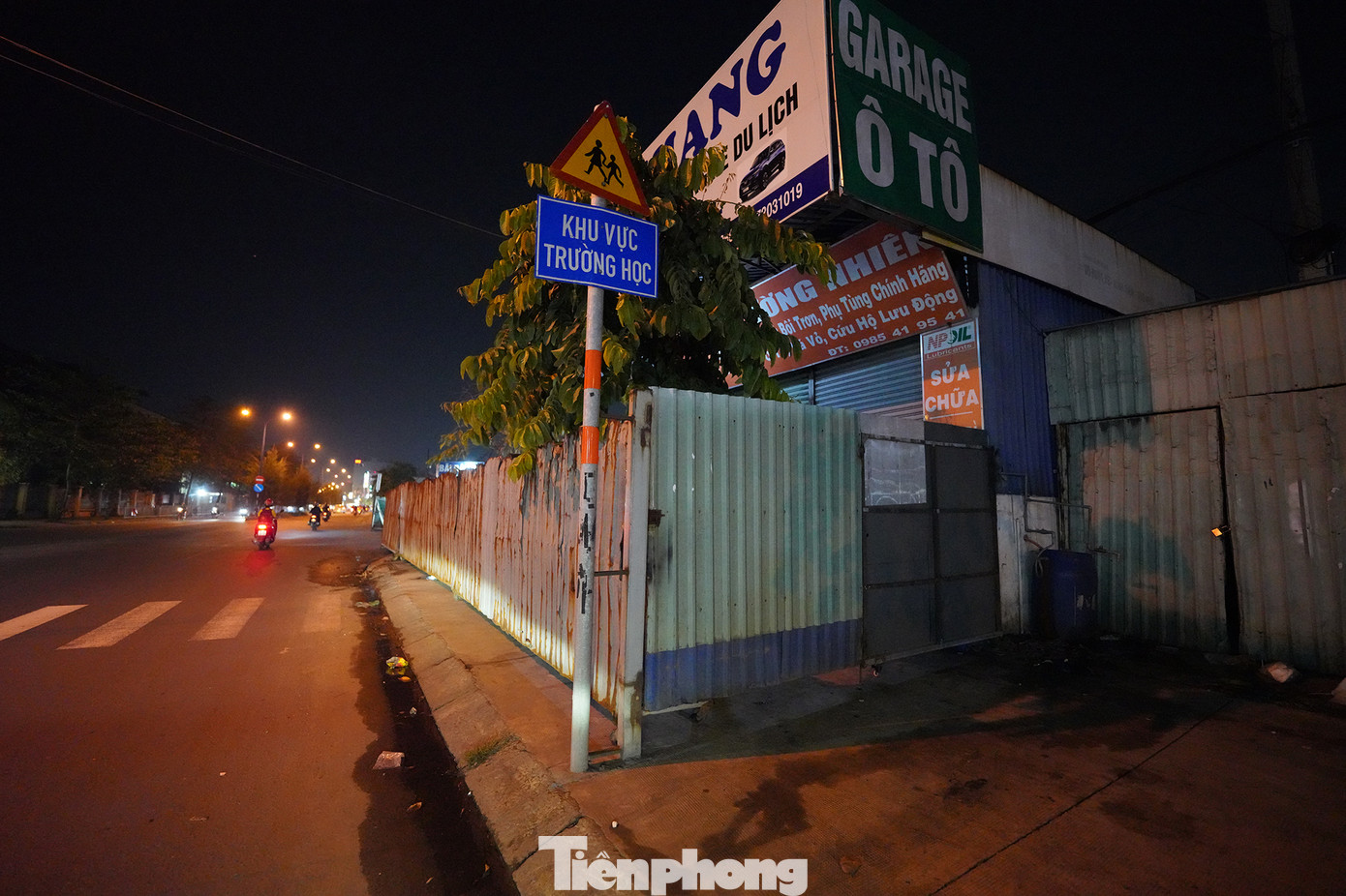 Hình ảnh ghi nhận trên đường M1, KCN Tân Bình (quận Tân Bình).