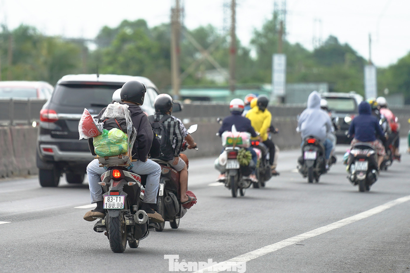 Sau kỳ nghỉ lễ 4 ngày, từ ngày 3/9, người dân đã bắt đầu khăn gói quay lại với công việc.