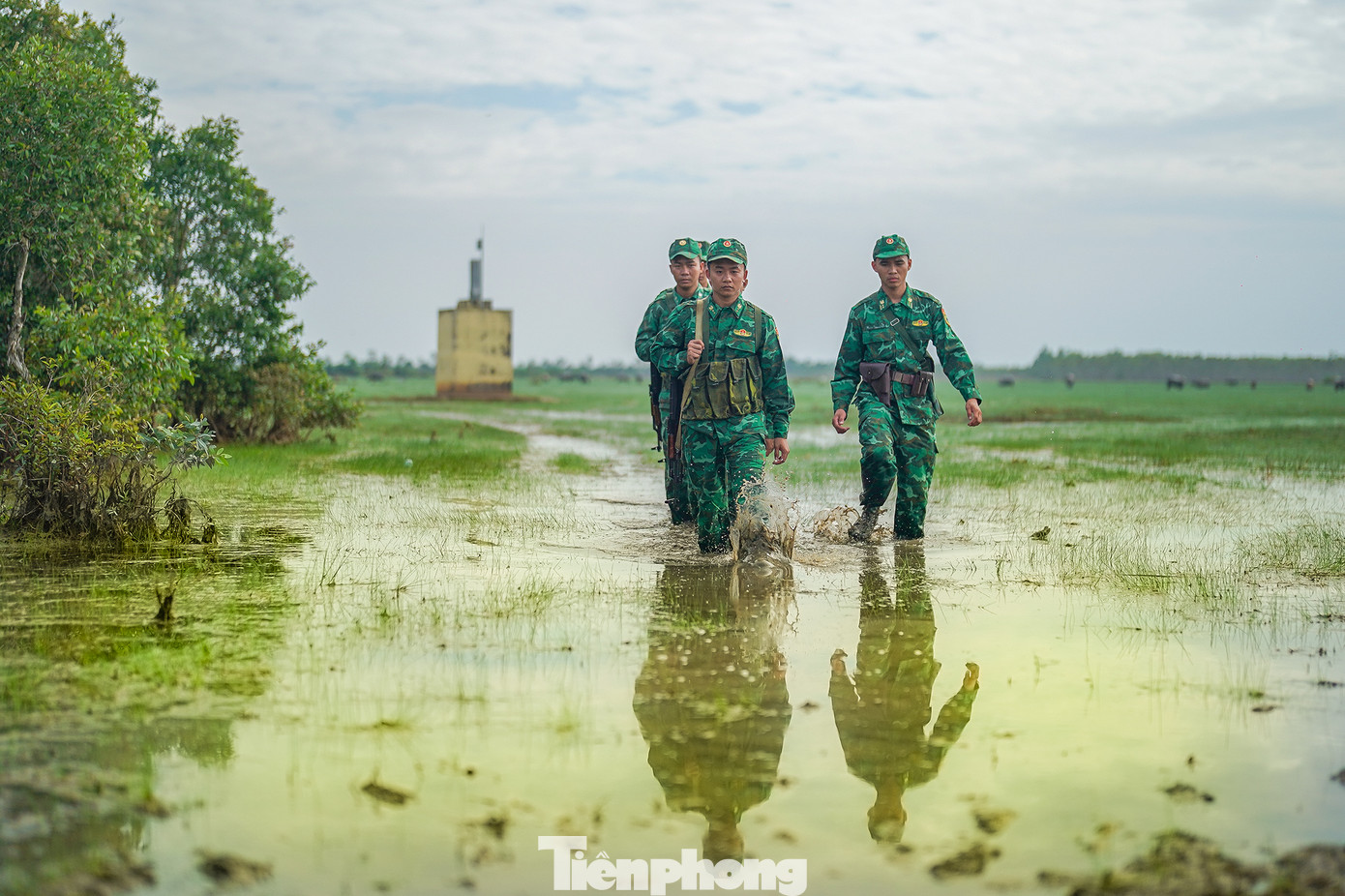Đồn biên phòng Mỹ Thạnh Tây triển khai đội Vũ trang nắm chắc nội, ngoại biên nắm chắc tình hình từ sớm, từ xa. Các đơn vị biên phòng trên tuyến biên giới Long An chủ động nắm chắc tình hình, kịp thời tham mưu, đề xuất xử lý các vụ việc phức tạp xảy ra trên biên giới.