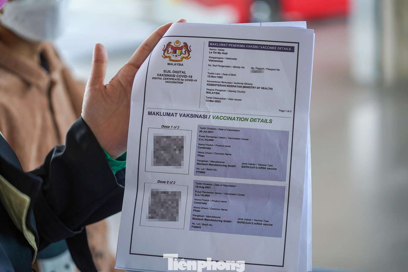 Chứng nhận tiêm vắc xin do ngành y tế Malaysia cấp cho chị Hoài. Chứng nhận tiêm vắc xin do ngành y tế Malaysia cấp cho chị Hoài.
