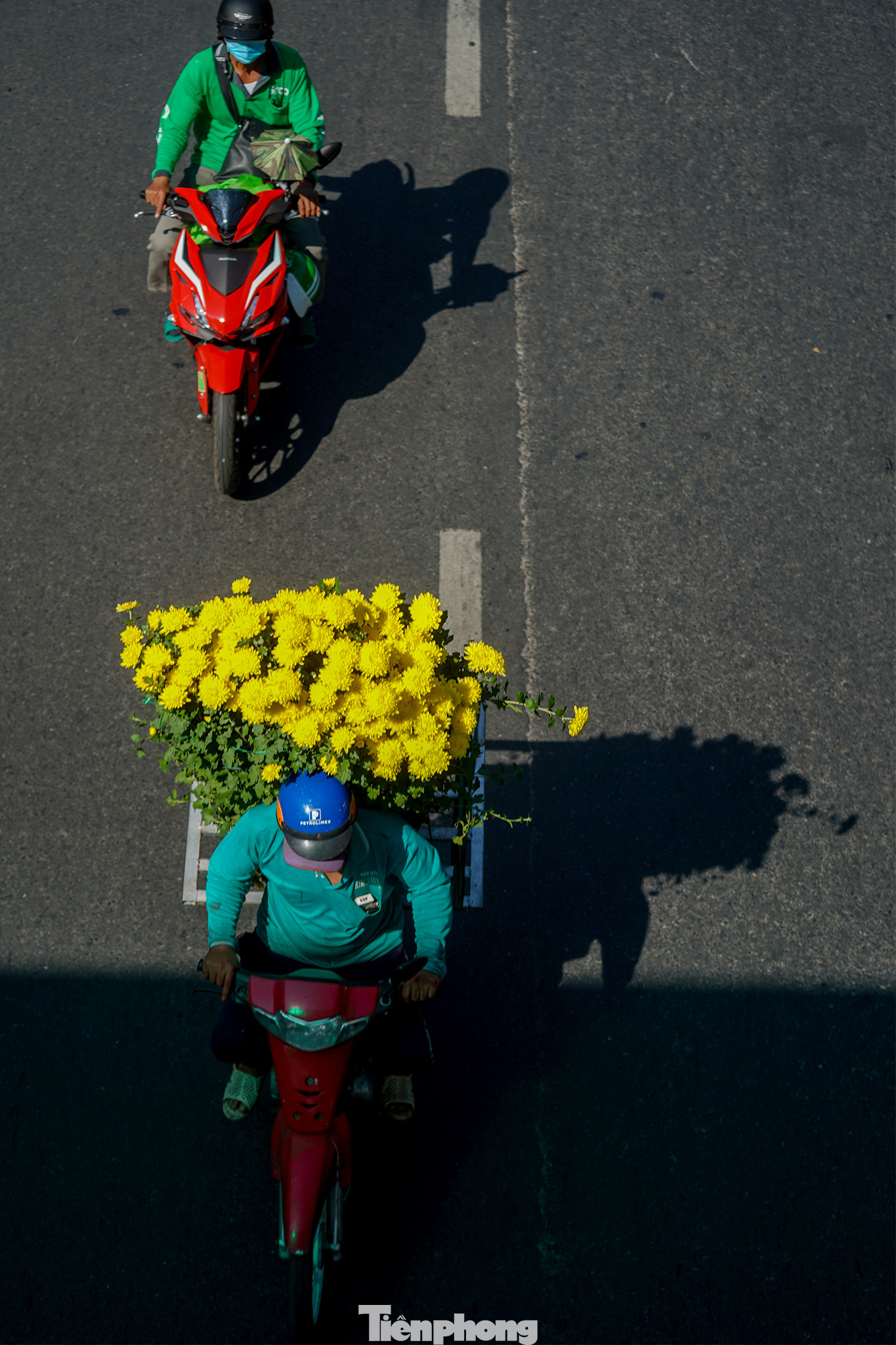 Tết 2023, một bộ phận người dân thành phố đón tết trong sự dè dặt chi tiêu với nhiều lý do.