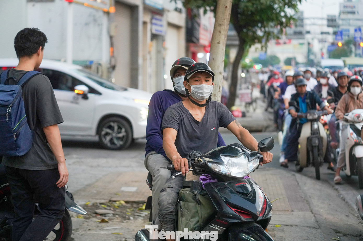 Mức phạt trên tăng gấp 10 lần so với trước đây, khi các hành vi trên tại Nghị định 100 chỉ bị phạt 400.000-600.000 đồng.