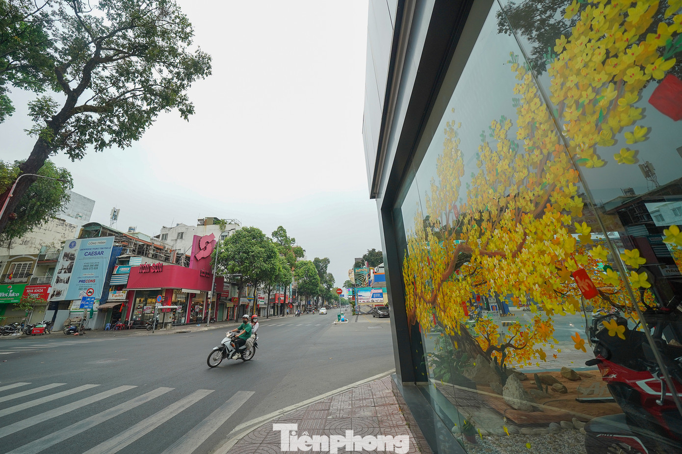 Ngã tư Pasteur - Võ Thị Sáu ngày thường lúc nào cũng ùn ứ phương tiện nhưng sáng 1/1 thì rất vắng vẻ.