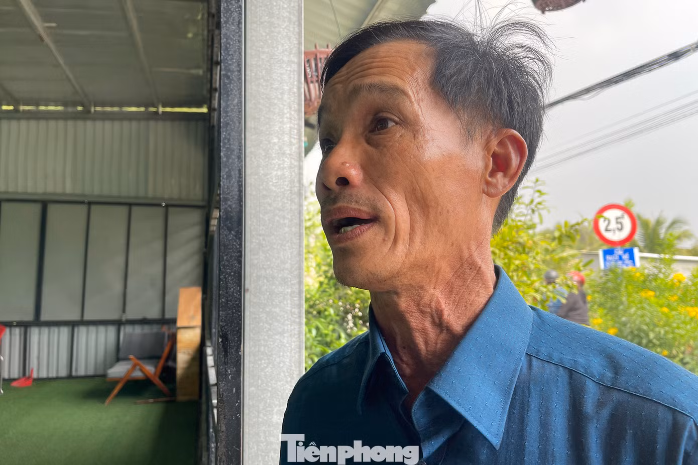 Ông Nguyễn Đức Ân, chủ tịch Hội Chữ Thập Đỏ xã Lương Hòa (huyện Bến Lức, Long An): “ Mấy ngày qua, lực lượng chiến sĩ Công an rất vất vả thức xuyên đêm để truy tìm hung thủ, chúng tôi luôn đồng hành hỗ trợ tạo mọi điều kiện để lực lượng chức năng làm nhiệm vụ. Khi nhận được thông tin bắt được hung thủ, chúng tôi rất phấn khởi, an tâm. Thay mặt người dân địa phương, chúng tôi cám ơn tất cả các cơ quan chức năng TP.HCM và Long An đã bắt được hung thủ này”.