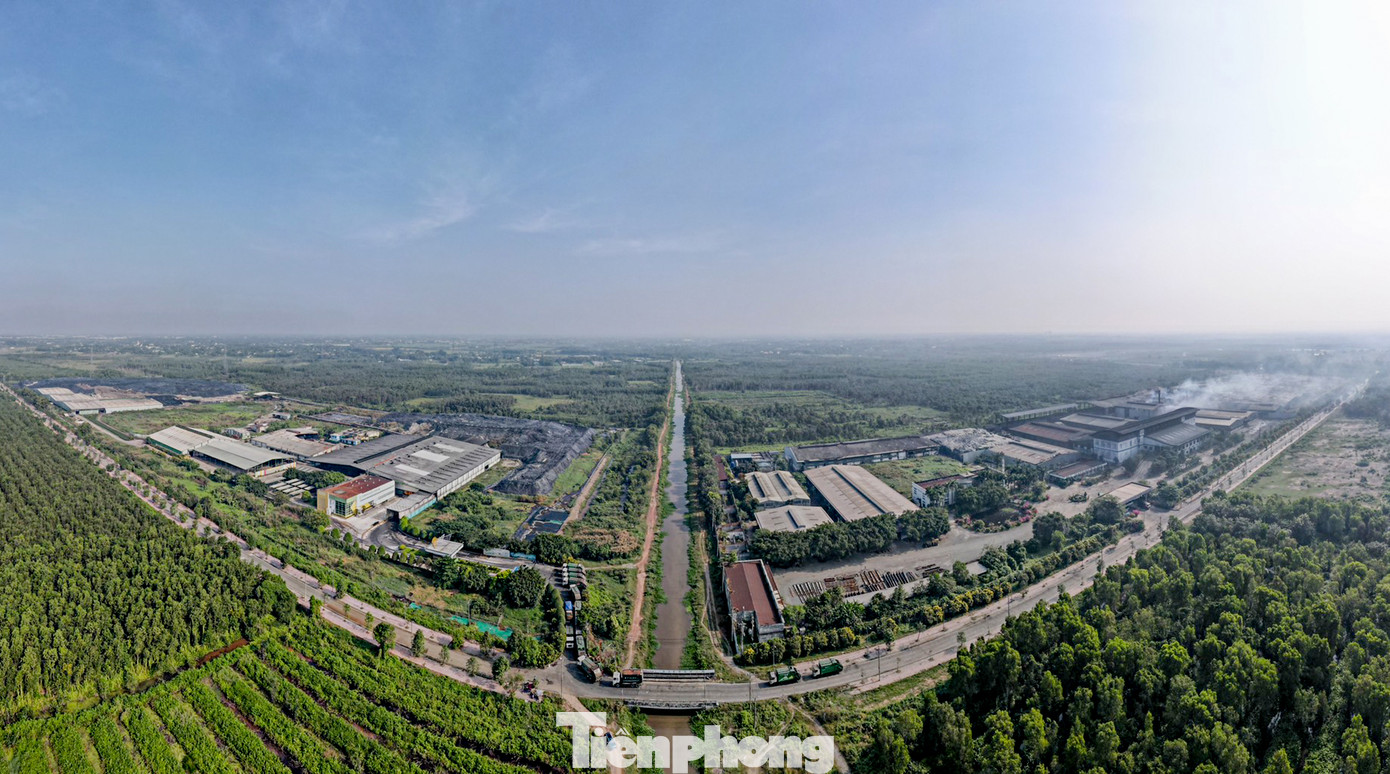 Toàn cảnh khu liên hợp xử lý chất thải rắn Tây Bắc. Toàn cảnh khu liên hợp xử lý chất thải rắn Tây Bắc.