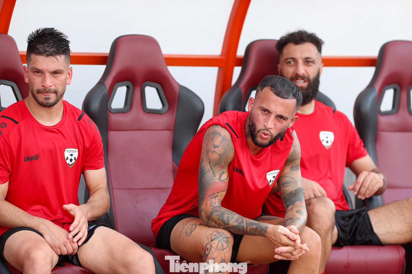 Theo HLV Anoush Dastgir, ông từng dự trận đấu giữa Afghanistan gặp đội tuyển Việt Nam tại vòng loại Asian Cup 2019, vào năm 2017. So với cách nay 5 năm, đội tuyển Việt Nam hiện đã thay đổi rất nhiều. HLV Anoush Dastgir chia sẻ: &quot;Đội tuyển Việt Nam đã thay đổi rất nhiều so với hồi năm 2017, khi chúng tôi đối đầu với họ tại vòng loại Asian Cup. Họ đã mạnh lên rất nhiều so với thời điểm đó&quot;.