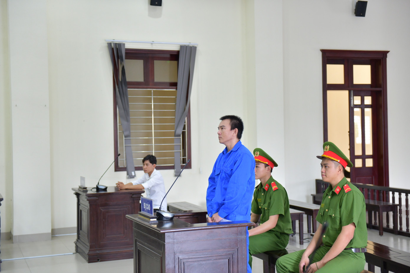 Bị cáo Trần Vủ Lâm khai báo trước tòa Bị cáo Trần Vủ Lâm khai báo trước tòa