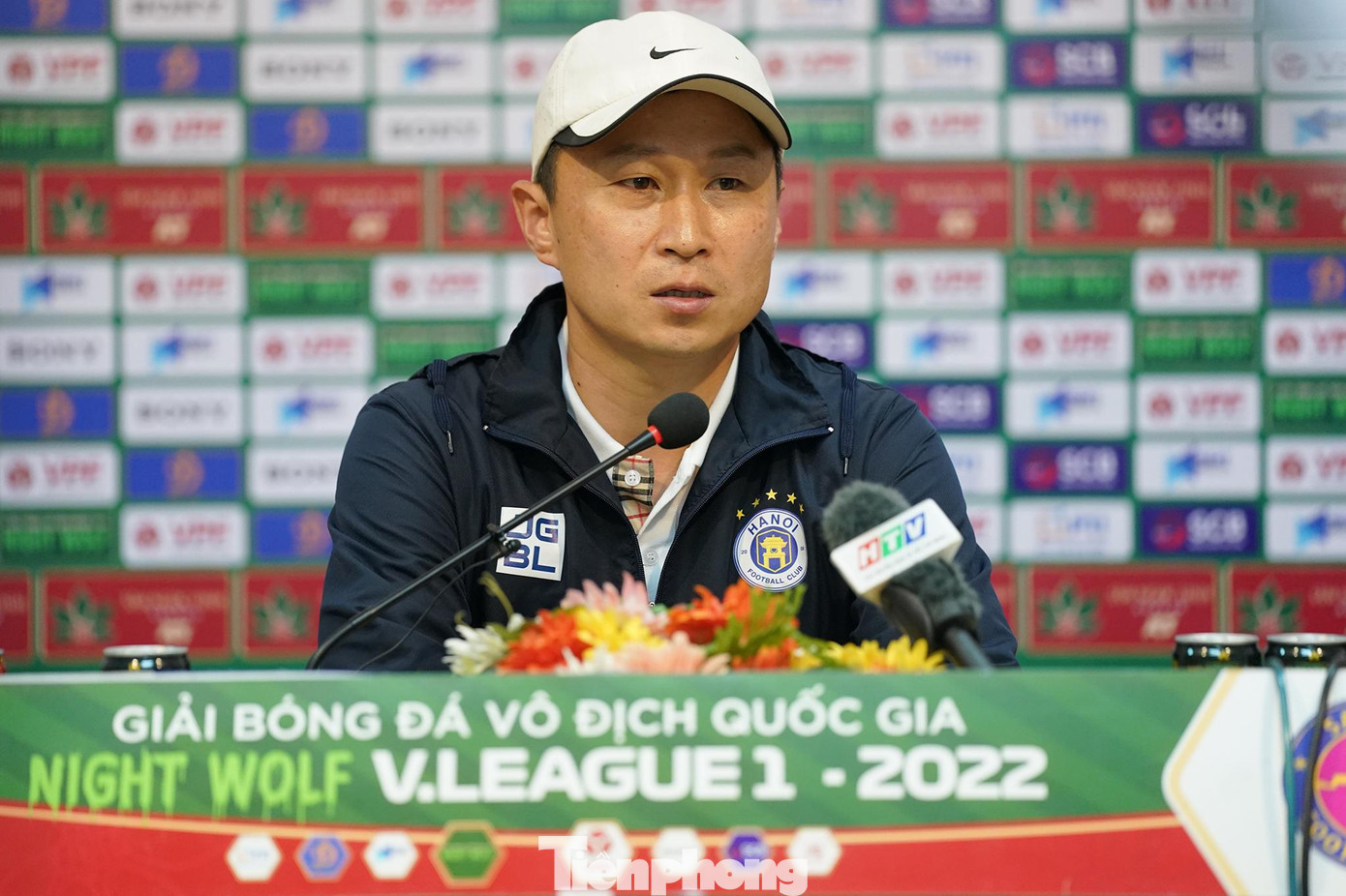 HLV Chun Jae-ho của CLB Hà Nội. HLV Chun Jae-ho của CLB Hà Nội.