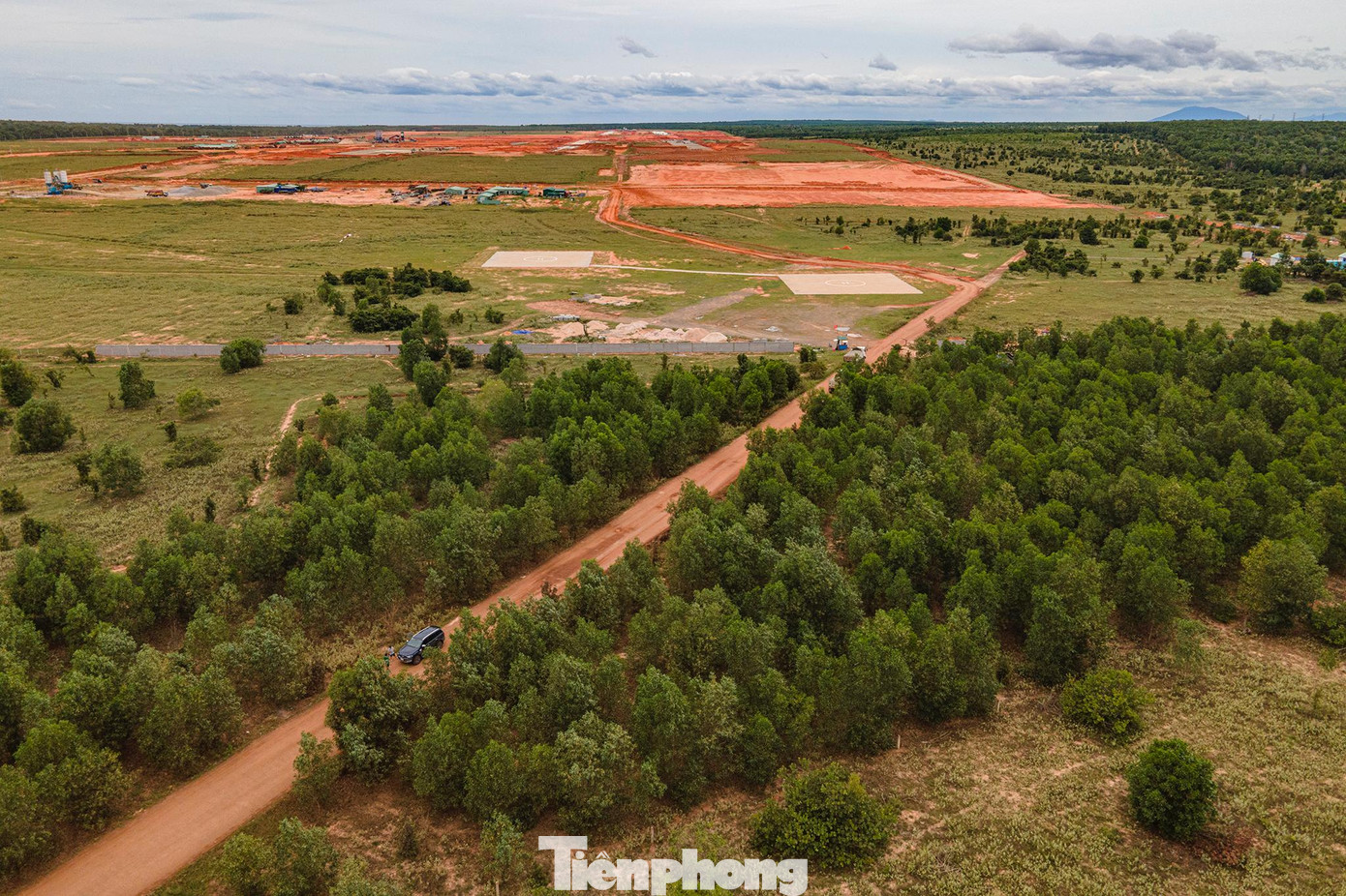 Sân bay Phan Thiết được quy hoạch là cảng hàng không cấp 4E với chức năng là sân bay dùng chung dân dụng và quân sự (cấp I), có hoạt động bay quốc tế.