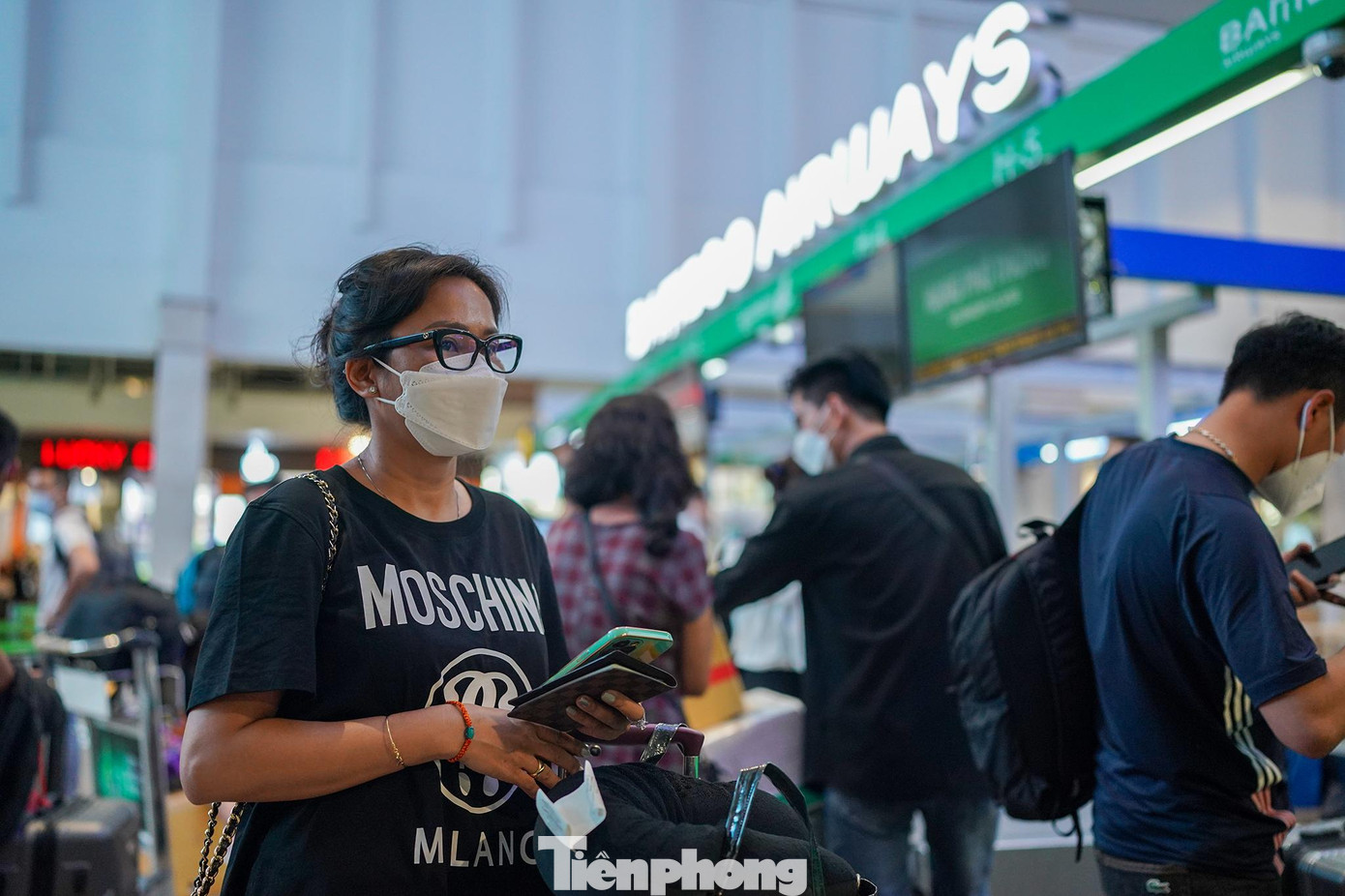 Chị Vũ Thanh Hà, ngụ TP Thủ Đức cho biết: &quot;Hôm nay, tôi thấy may mắn vì không bị kẹt xe và lên máy bay không gặp cảnh chen chúc. Ngoài ra tôi cũng gặp may khi đặt được vé đi Hải Phòng một cách dễ đến không ngờ&quot;.