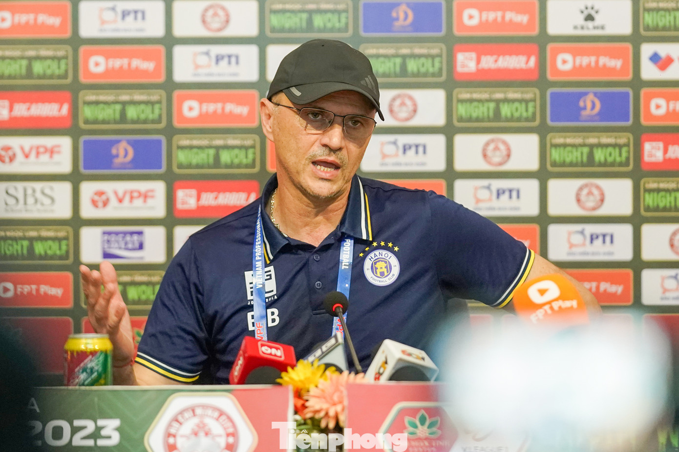 HLV Bozidar Bandovic. HLV Bozidar Bandovic.