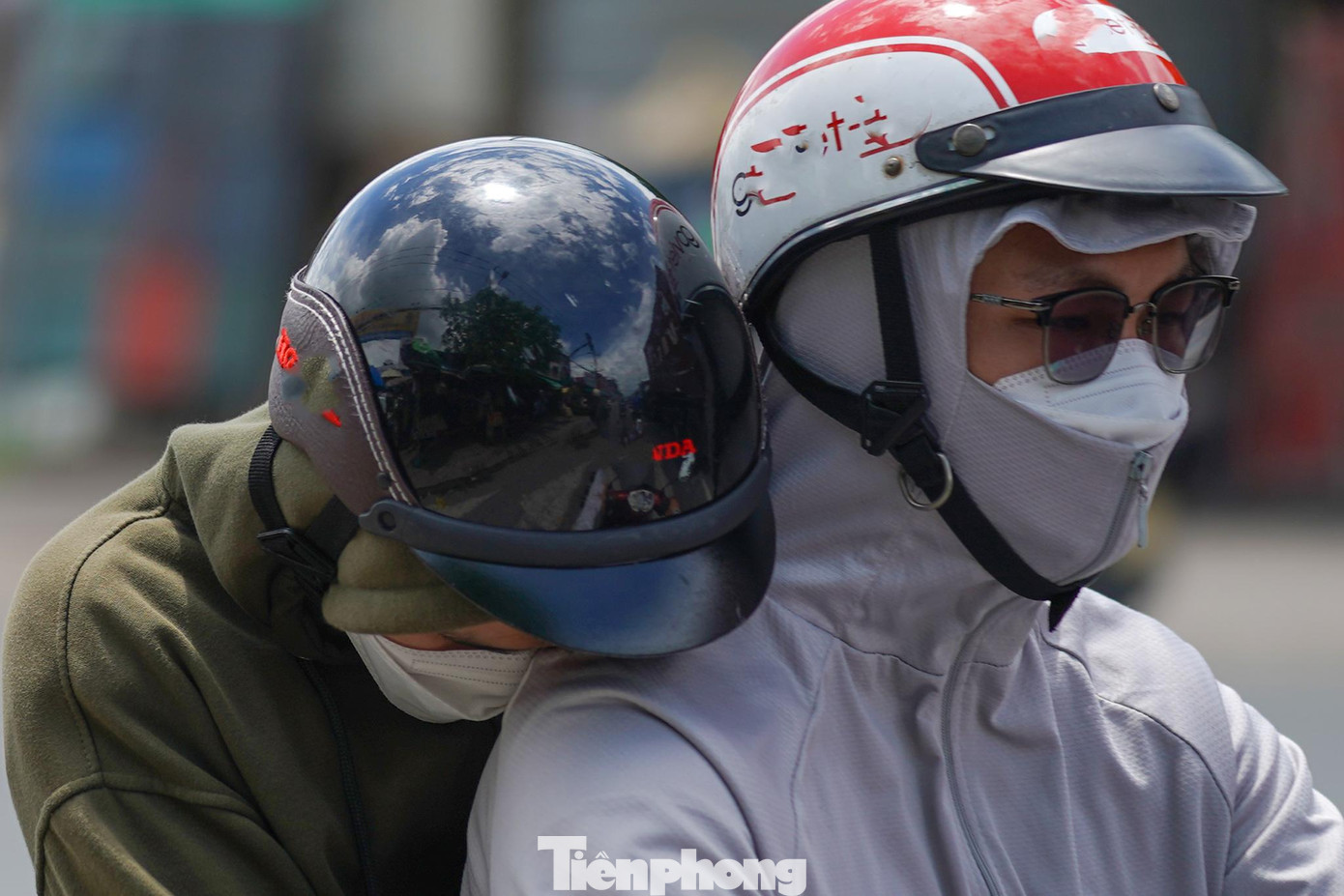 Lịm đi phút chốc vì thấm mệt.