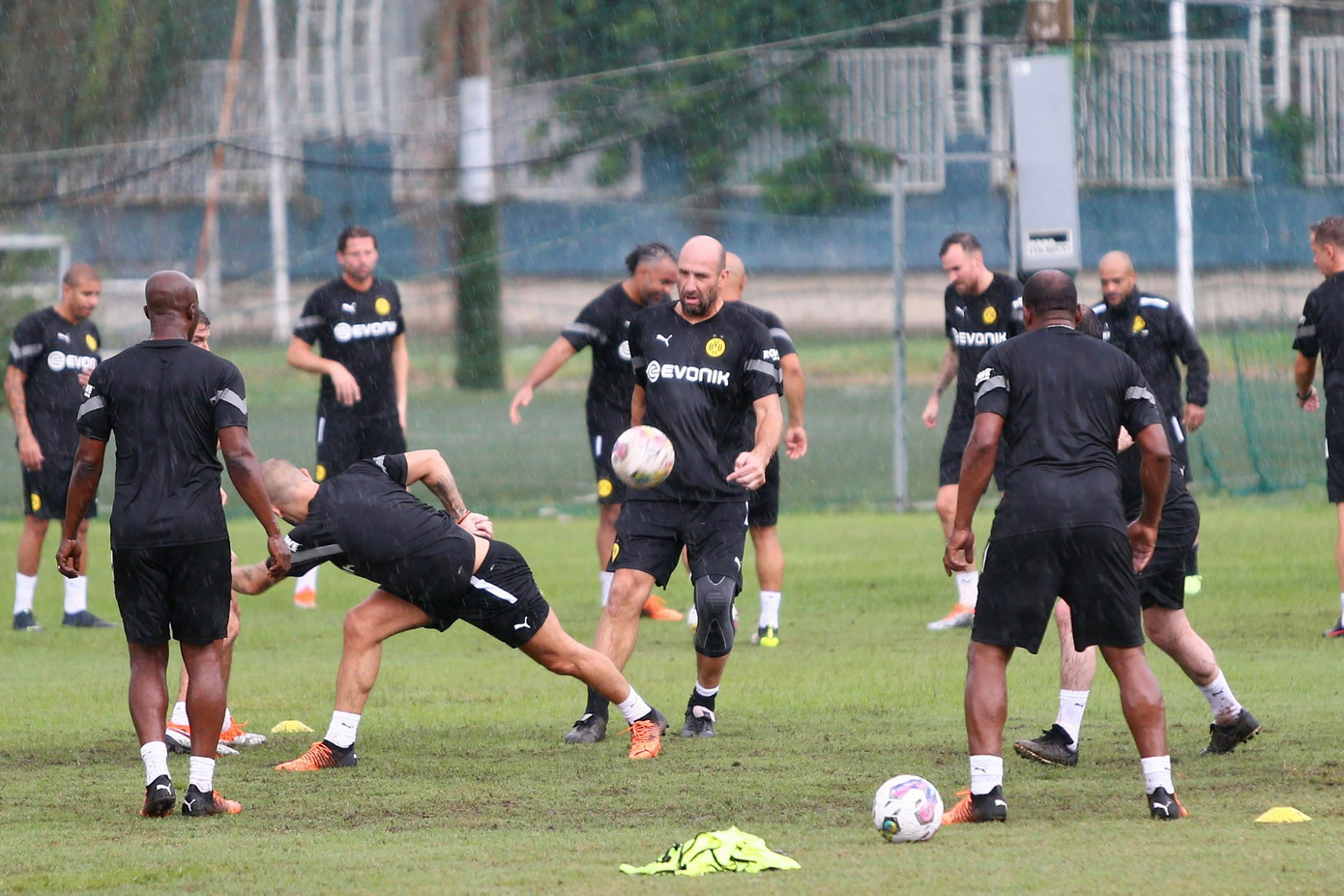 Cựu tiền đạo cao 2,02m Jan Koller.