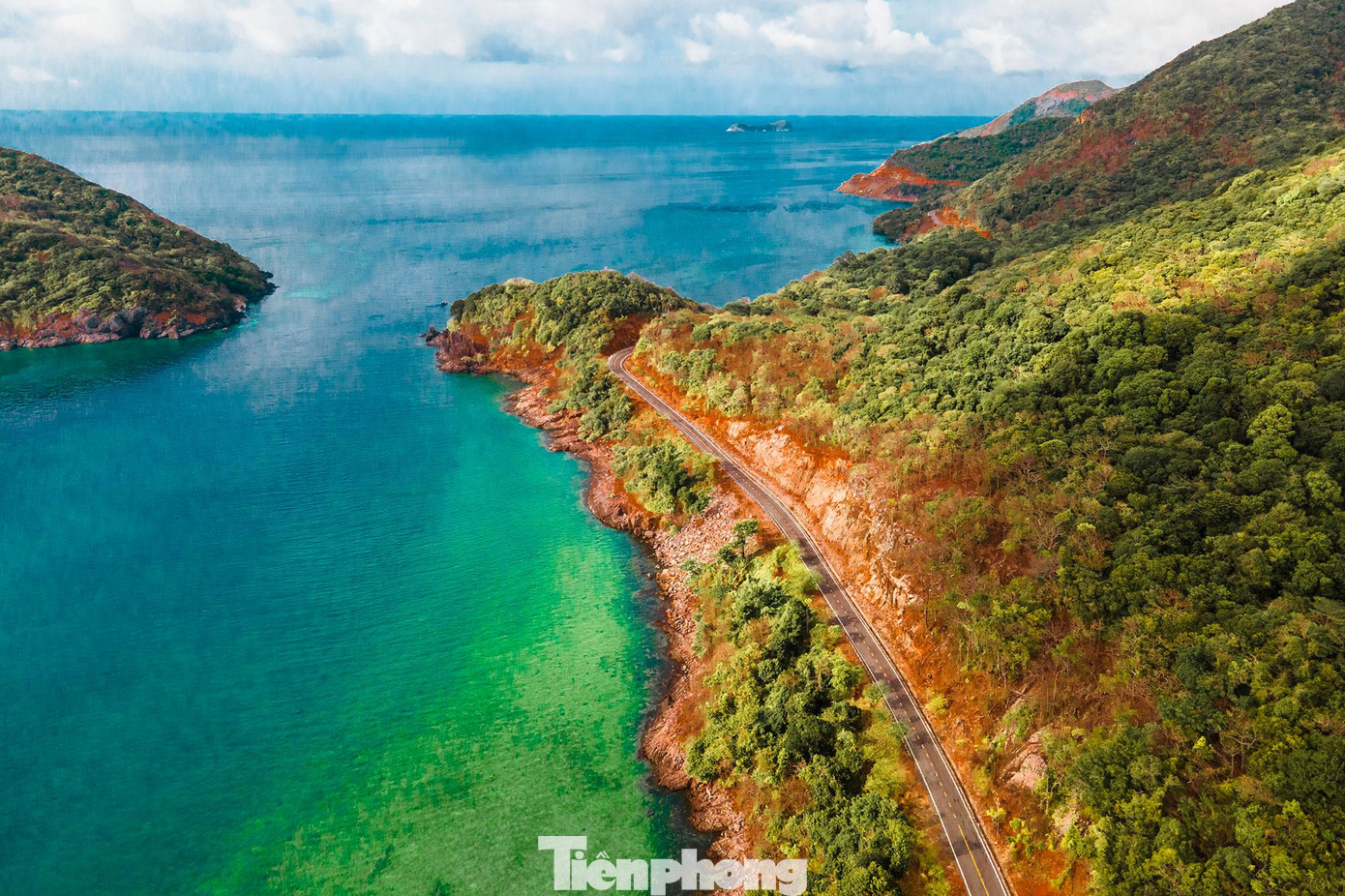 Từ vườn quốc gia, các vđv sẽ sẽ hướng thẳng ra khu vực Bến Đầm. Từ vườn quốc gia, các vđv sẽ sẽ hướng thẳng ra khu vực Bến Đầm.