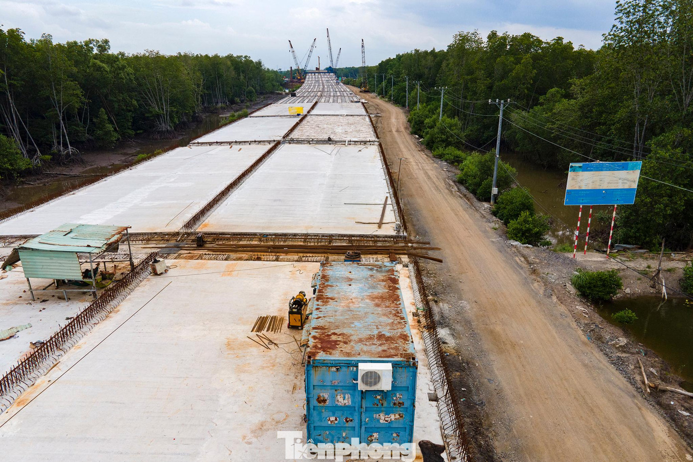 Hiện nay các nhà thầu gói A1, A3, A6, J1, J3 đã có các Thư khiếu nại VEC về các chi phí phát sinh do thời gian dừng chờ thi công kéo dài (trước khi chấm dứt hợp đồng) và các chi phí phát sinh đối với một số khối lượng chưa được thanh toán (đối với đoạn JICA trong giai đoạn trước)…