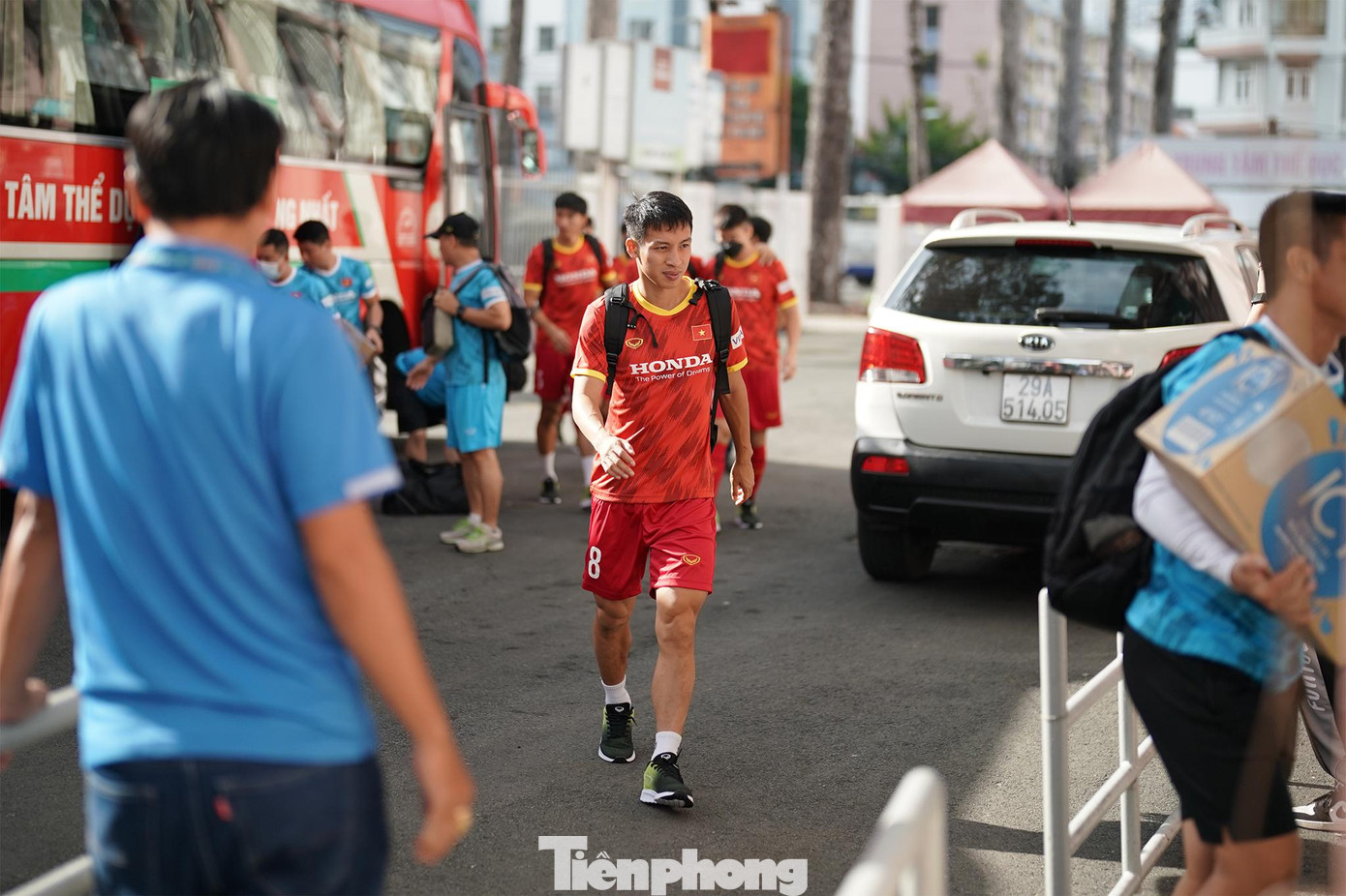 Tiền vệ Đỗ Hùng Dũng khả năng sẽ mang băng đội trưởng.