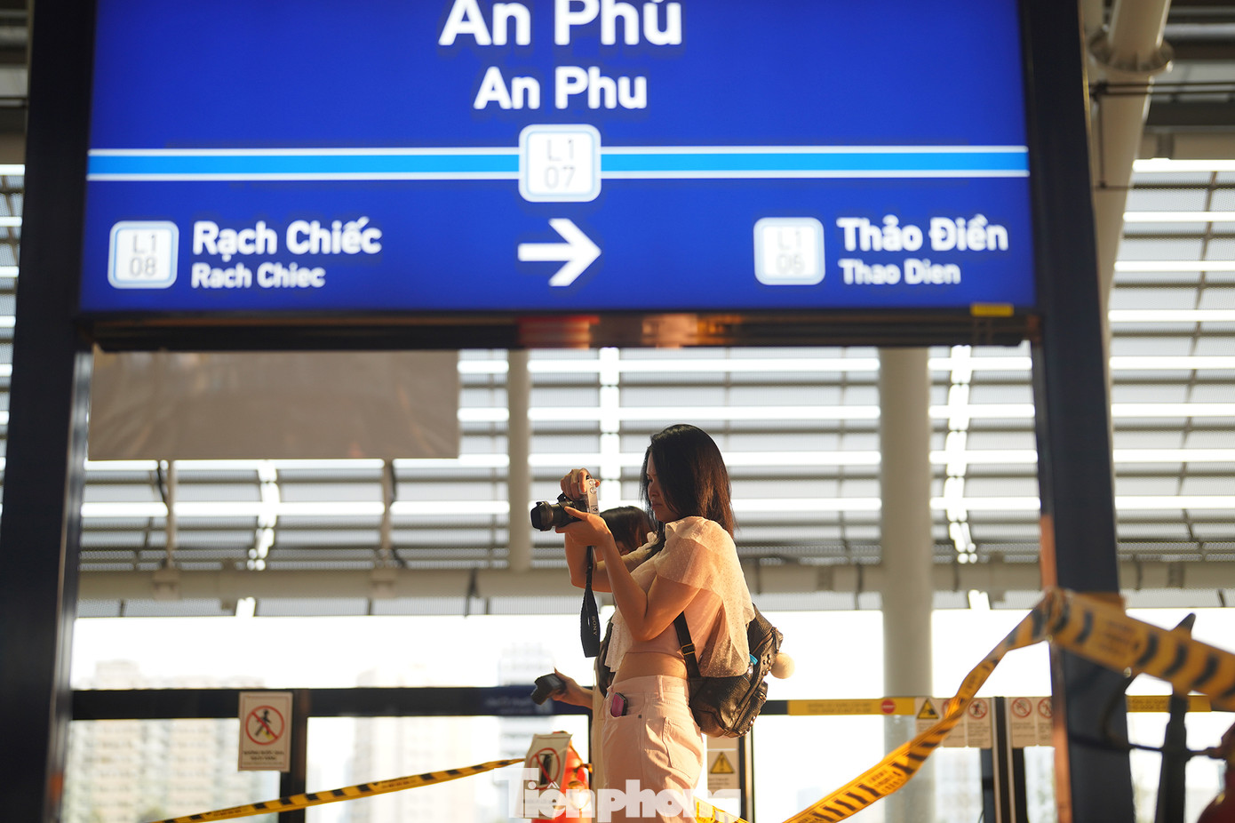 Nơi tập trung đông các bạn trẻ đến săn ảnh nhất là ga An Phú (TP Thủ Đức).