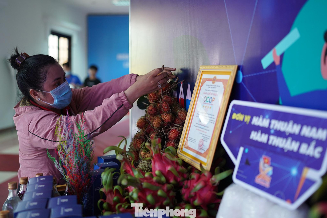 Gian hàng của huyện Hàm Thuận Nam và Hàm Thuận Bắc.