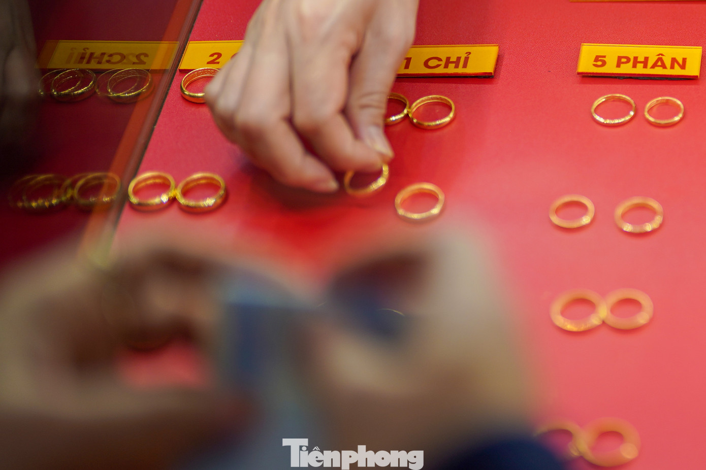 Sản phẩm nhẫn vàng trơn 1 chỉ được khá nhiều khách hàng chọn mua. Sản phẩm nhẫn vàng trơn 1 chỉ được khá nhiều khách hàng chọn mua.