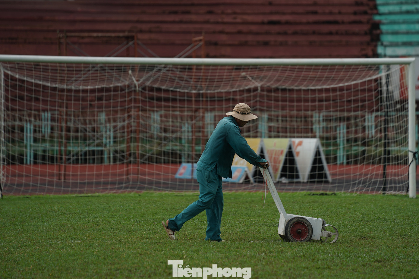 Theo đó, sân vận động Long An sẽ được cải tạo lại mặt sân cỏ, khu chức năng, khu nghỉ của vận động viên và sửa chữa một số hạng mục khác để bảo đảm yêu cầu công tác tổ chức và tập luyện thể dục thể thao. Theo đó, sân vận động Long An sẽ được cải tạo lại mặt sân cỏ, khu chức năng, khu nghỉ của vận động viên và sửa chữa một số hạng mục khác để bảo đảm yêu cầu công tác tổ chức và tập luyện thể dục thể thao.