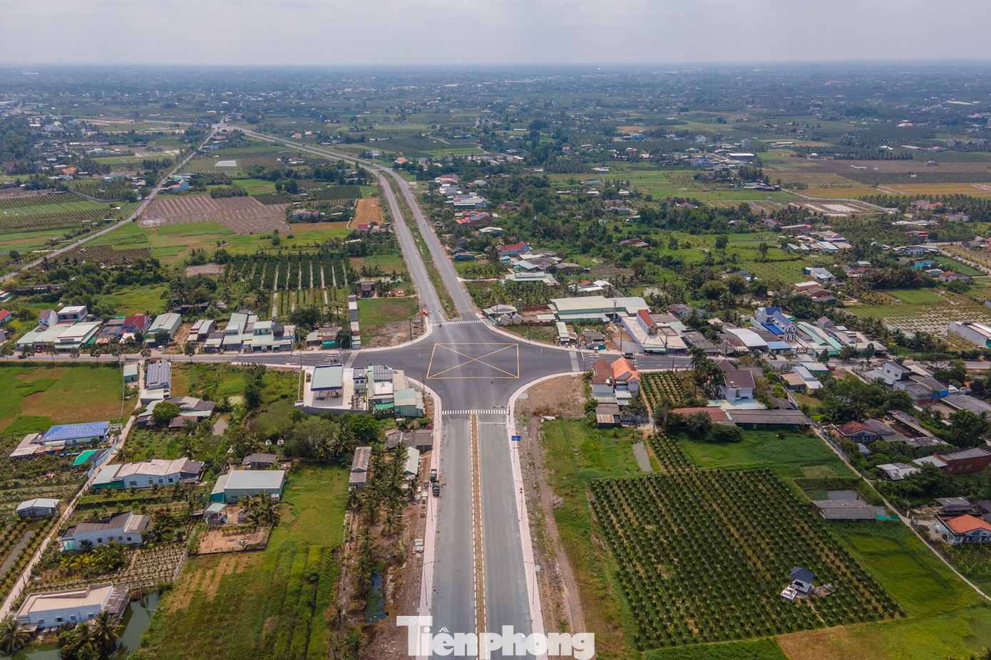 Với mục tiêu thông xe đoạn từ Quốc lộ 1 đến đường ĐT827A, ngay từ giữa năm 2022, Sở GTVT Long An yêu cầu Liên danh 622 - Sông Lam thi công gói thầu số 5 (từ Km10+860 đến Km11+600) và cầu Bảo Định và Công ty TNHH Xây dựng Quang Tiền thi công gói thầu số 7 (từ Km12+760 đến Km13+720) đẩy nhanh tiến độ.