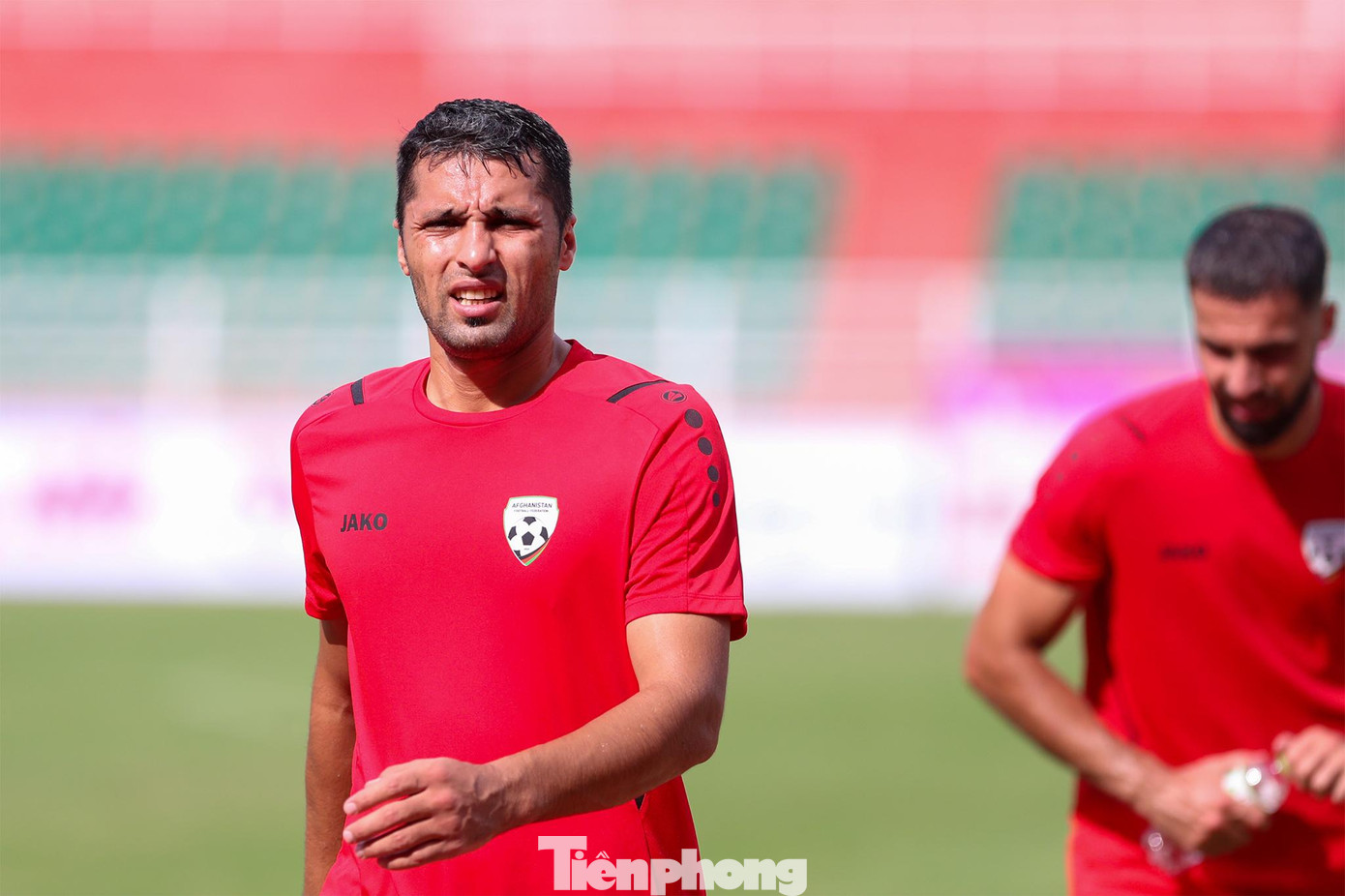 Tháng nóng nhất trong năm ở Kabul là tháng 7 với nhiệt độ cao trung bình là 34°C và nhiệt độ thấp trung bình là 19°C. Nhiều cầu thủ đội Afghanistan vẫn chưa quen với thời tiết tại TPHCM khi tập ở sân Thống Nhất đầu giờ chiều.